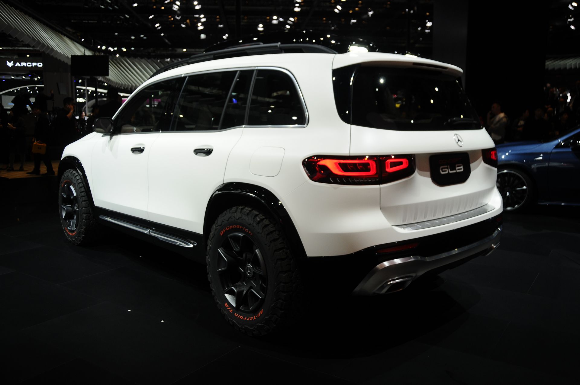 Mercedes Benz Concept GLB 6 Mercedes-Benz Concept GLB Is The Baby G-Class We’ve Always Wanted