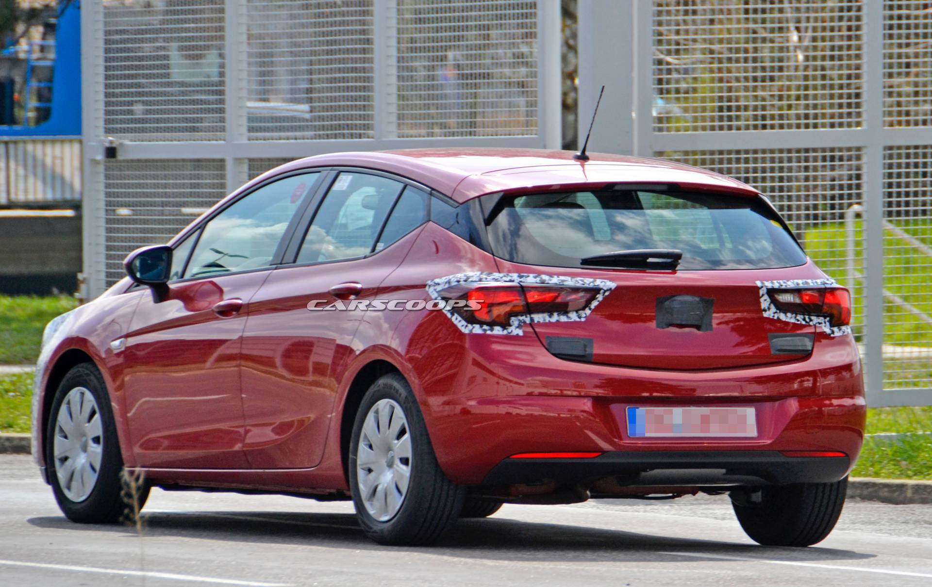2020 Opel:Vauxhall Astra facelift spy shots 11 2019 Opel Astra Facelift Drops Some Camo, Updates Are Still Hard To Spot