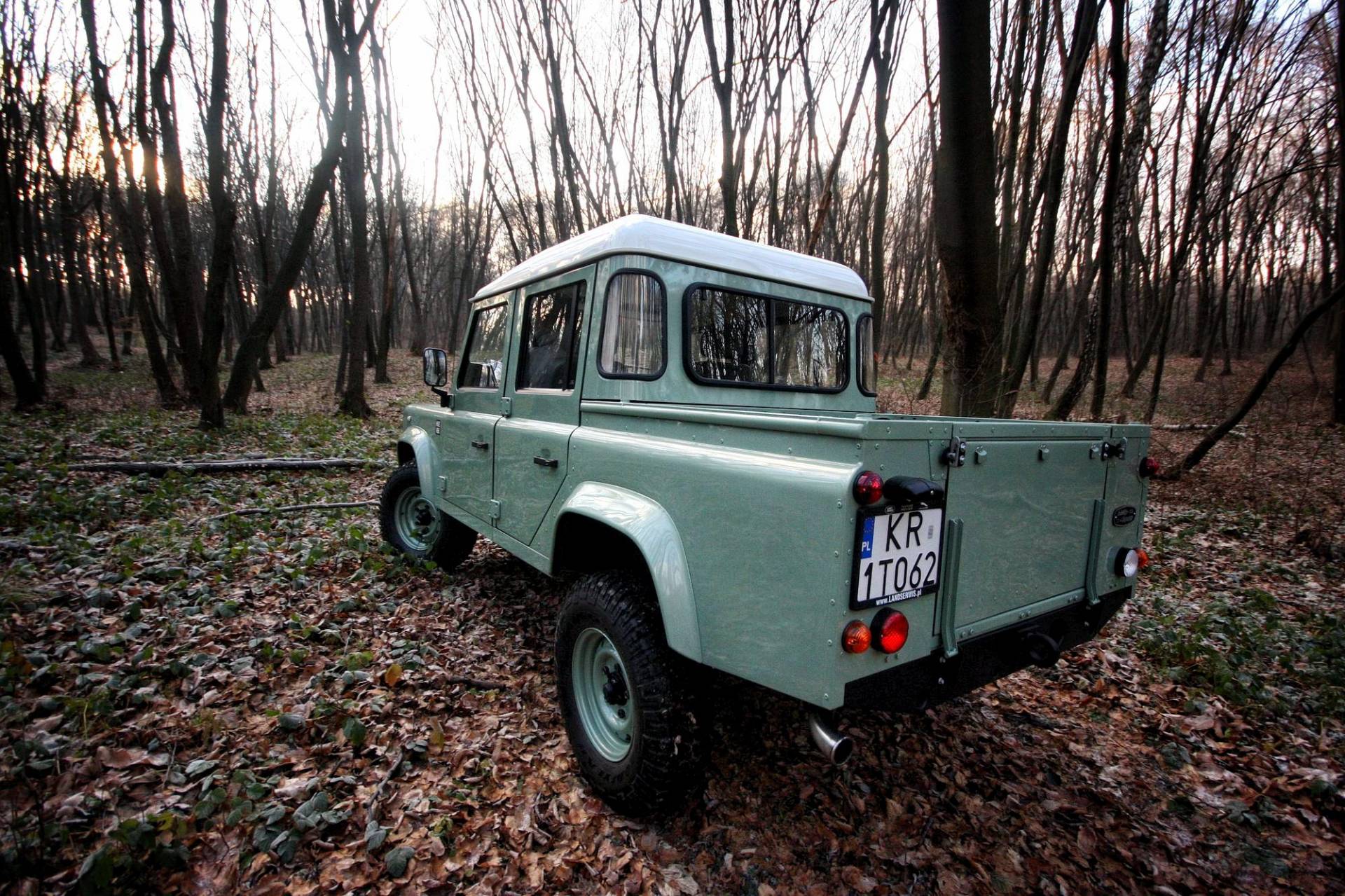 Land Rover Defender Crew Cab Pickup by Land Serwis 5 For €60k, A Polish Company Will Build You A Classic Defender From Scratch