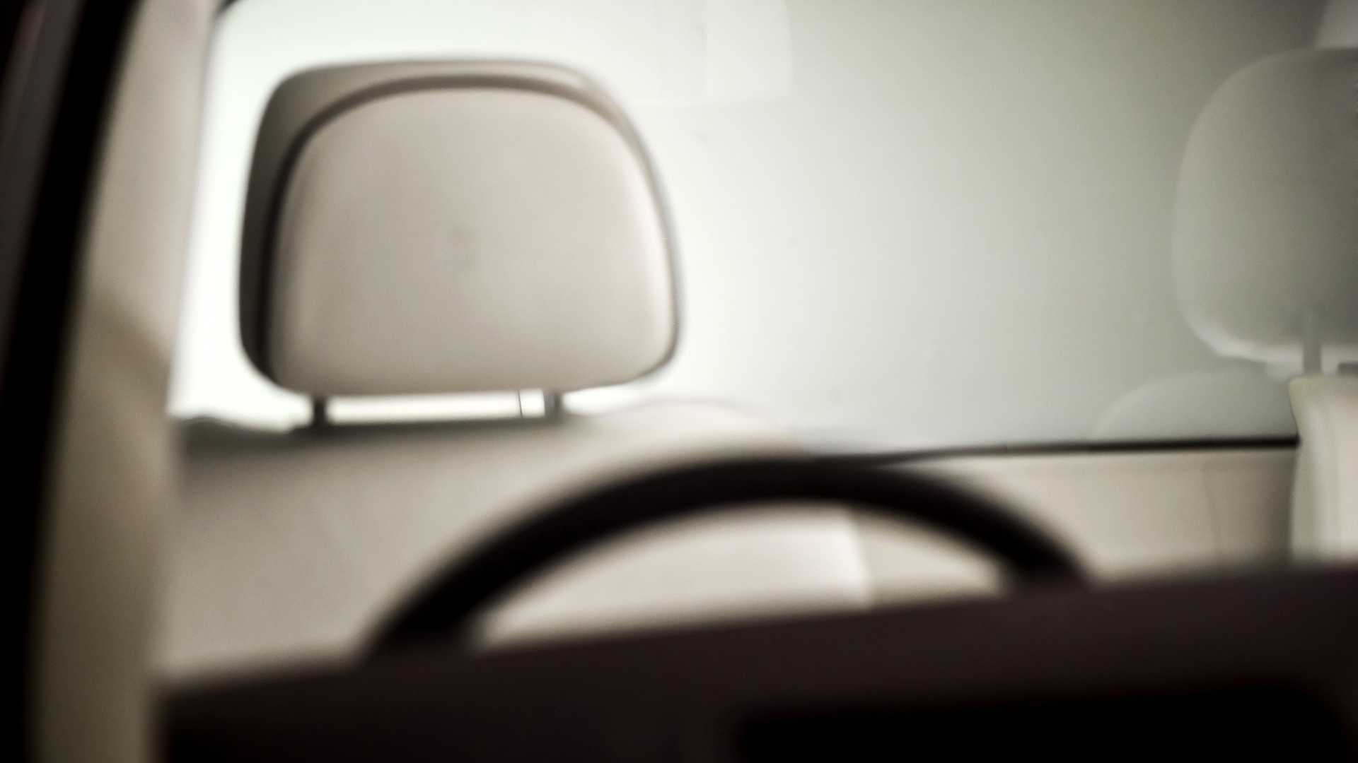 Rolls-Royce-Phantom-4 This Rolls-Royce Phantom Has A Purple And White Interior With A ‘Privacy Suite’