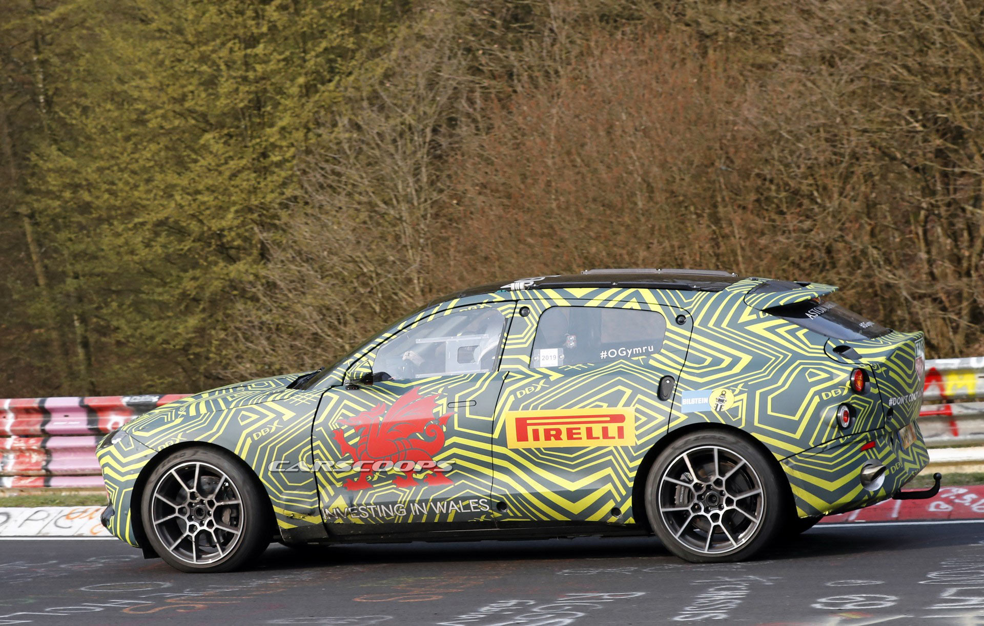 2020-Aston-Martin-DBX-23 Aston Martin DBX Interior Spied, Shows Lots Of Mercedes Parts