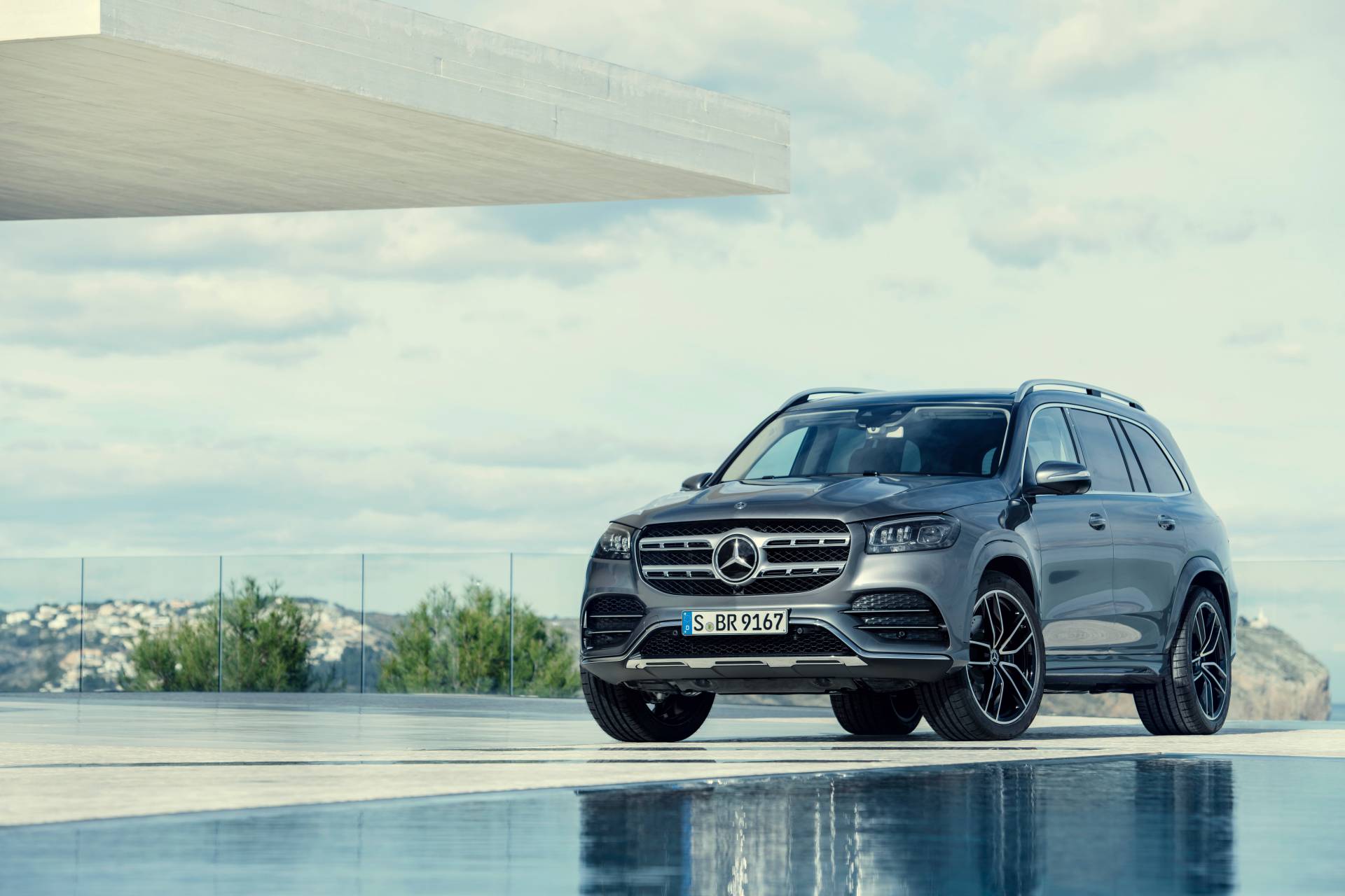 2020 Mercedes-Benz GLS 23 2020 Mercedes-Benz GLS Officially Out As “The S-Class Of SUVs”