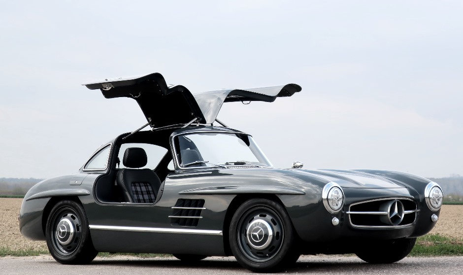 Mercedes-300SL-Replica-1 Mercedes-Benz 300SL Gullwing Is Actually A $222K, SLK-Based Replica