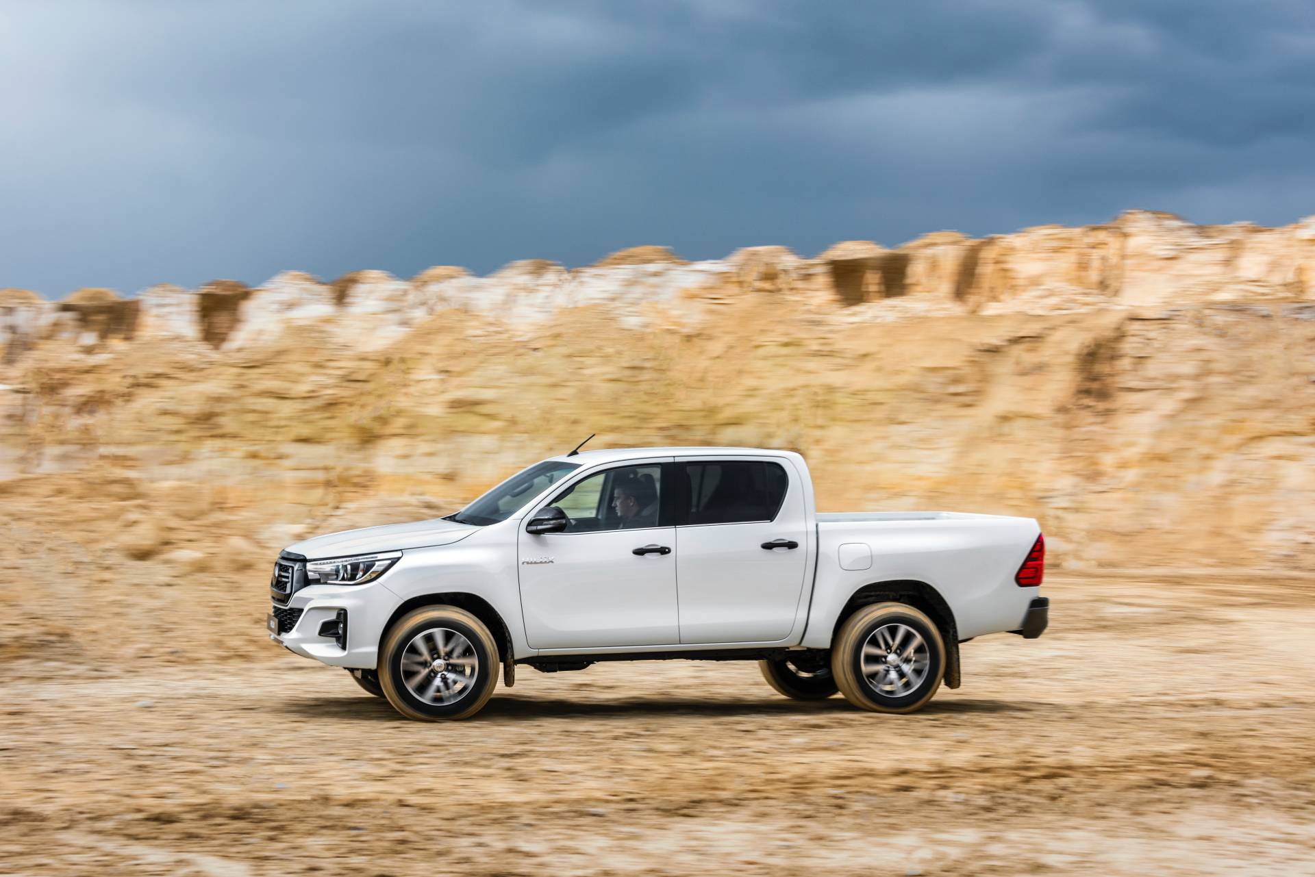 2019 Toyota Hilux Special Edition 44 Toyota Wants To Make The Hilux A “Lifestyle Choice” With 2019 Special Edition