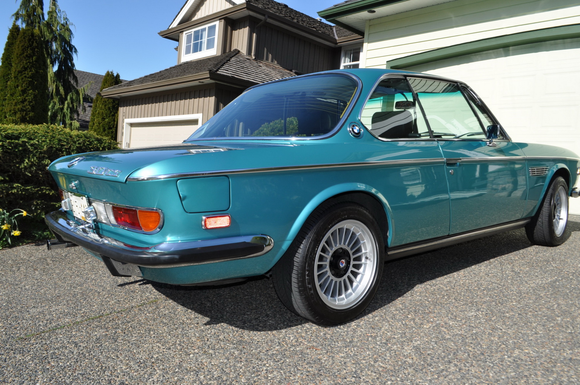 bmw 30cs turkis bat 6 Award-Winning 1973 BMW 3.0CS Is Pure Eye Candy, But Watch Out For Your Wallet