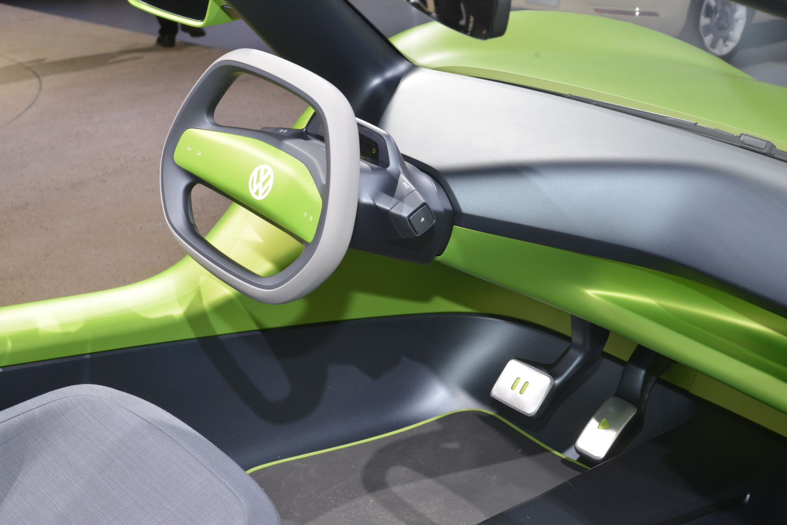 2019 vw id buggy concept 12 VW’s Dune Buggy Concept Keeps Nostalgia Alive In The Dawn Of Electric Power