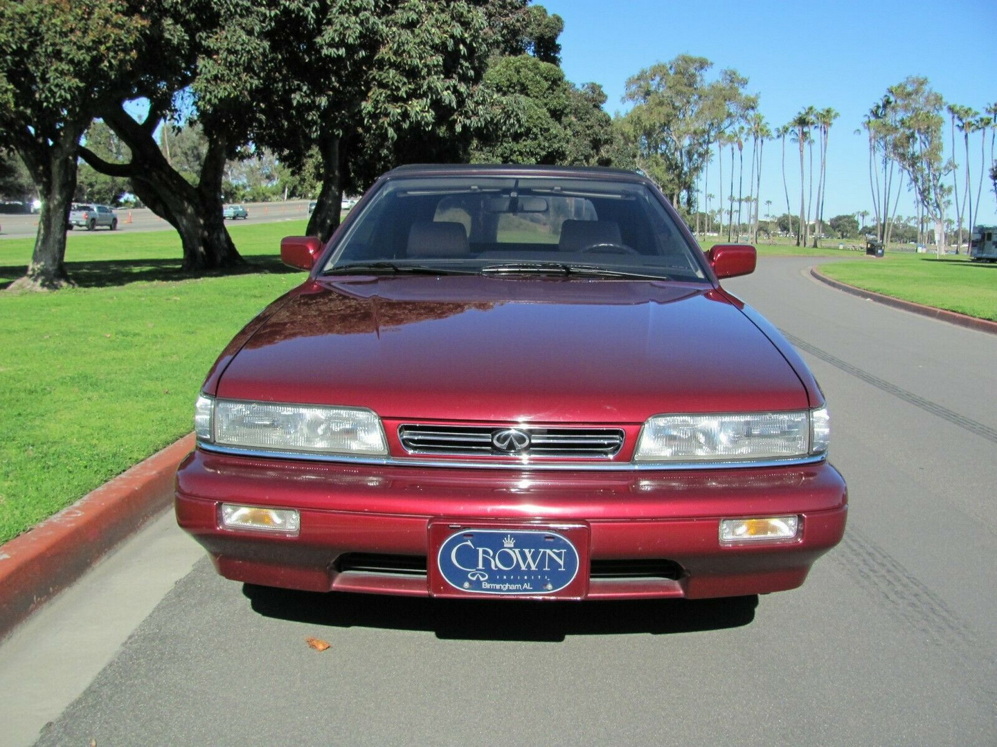 1992 infiniti m30 convertible 3 Relive The ‘90s In This Barely-Driven Infiniti M30 Convertible