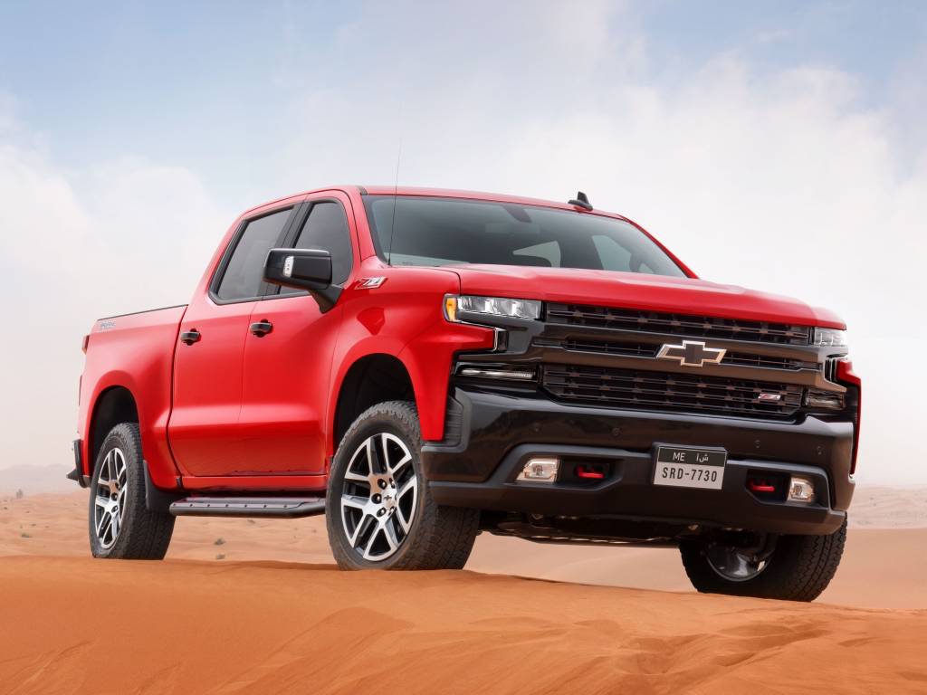 2019 Chevrolet Silverado Middle East 8 GM Says It Needs To Get Battery Cell Costs Right Before Making Electric Pickup