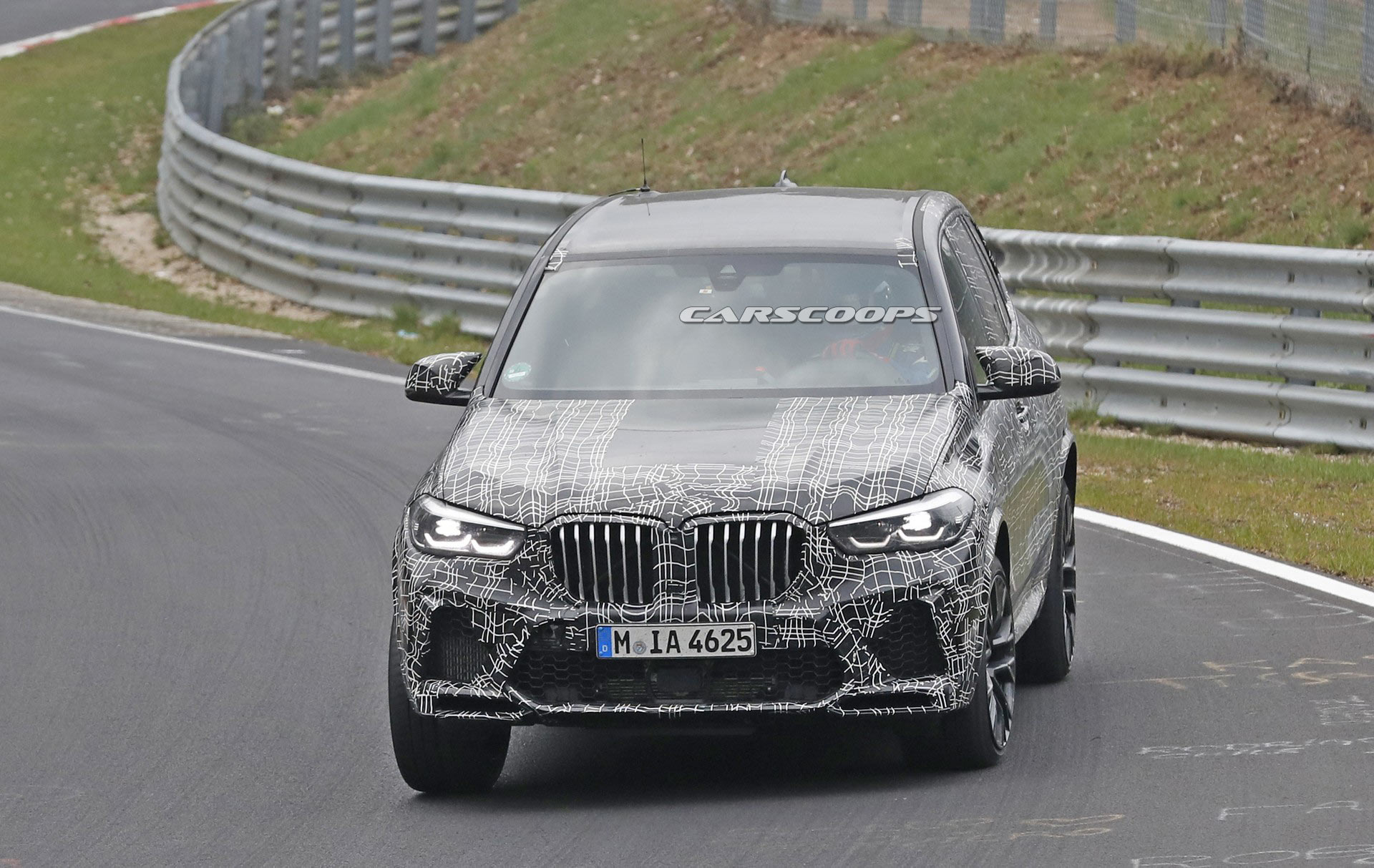 2020-BMW-X5-M-1 2020 BMW X5 M: An SUV For Both Nurburgring And Supermarket Rounds