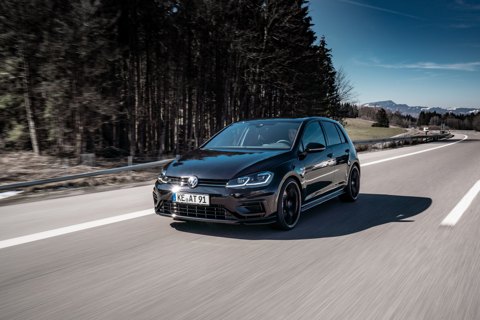 vw golf r mk7 tuning abt 5 VW Golf R Gets More Power And A Revised Stance From ABT