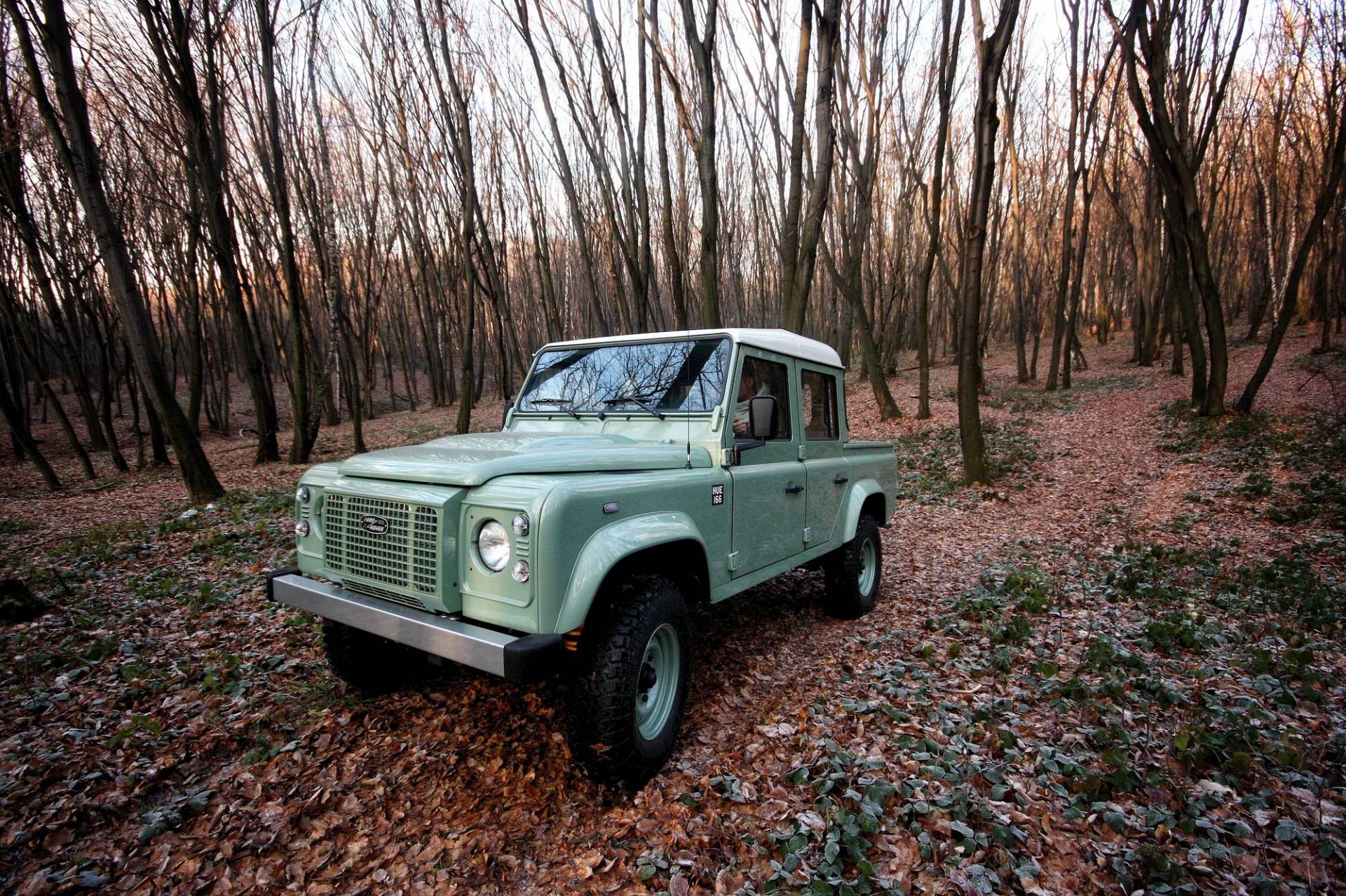 Land Rover Defender Crew Cab Pickup by Land Serwis 1 For €60k, A Polish Company Will Build You A Classic Defender From Scratch