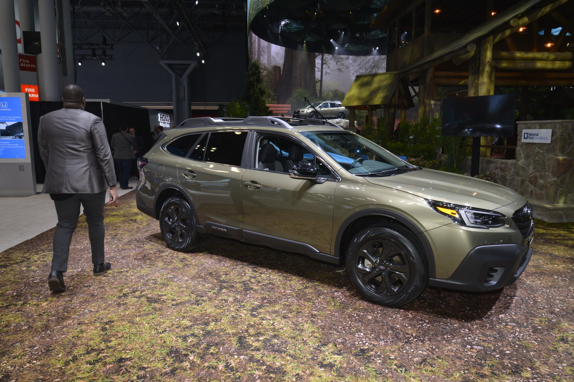 2020 Subaru Outback 6 2020 Subaru Outback Revealed With Turbo Power And Massive Touchscreen (Live Pics)