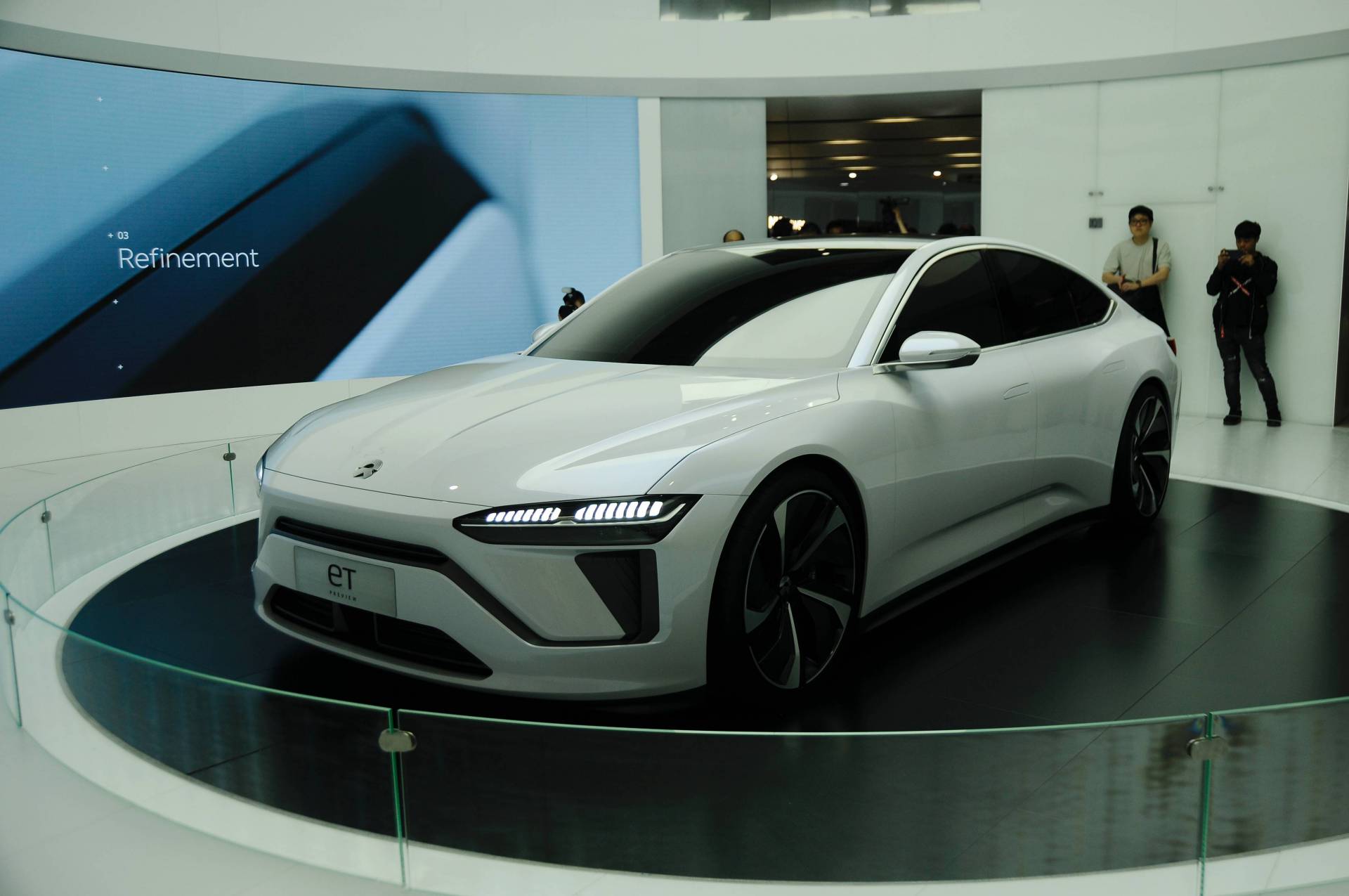 Nio ET Preview 16 Nio ET Preview Heralds Tesla Model 3 Rival With 317-Mile Range