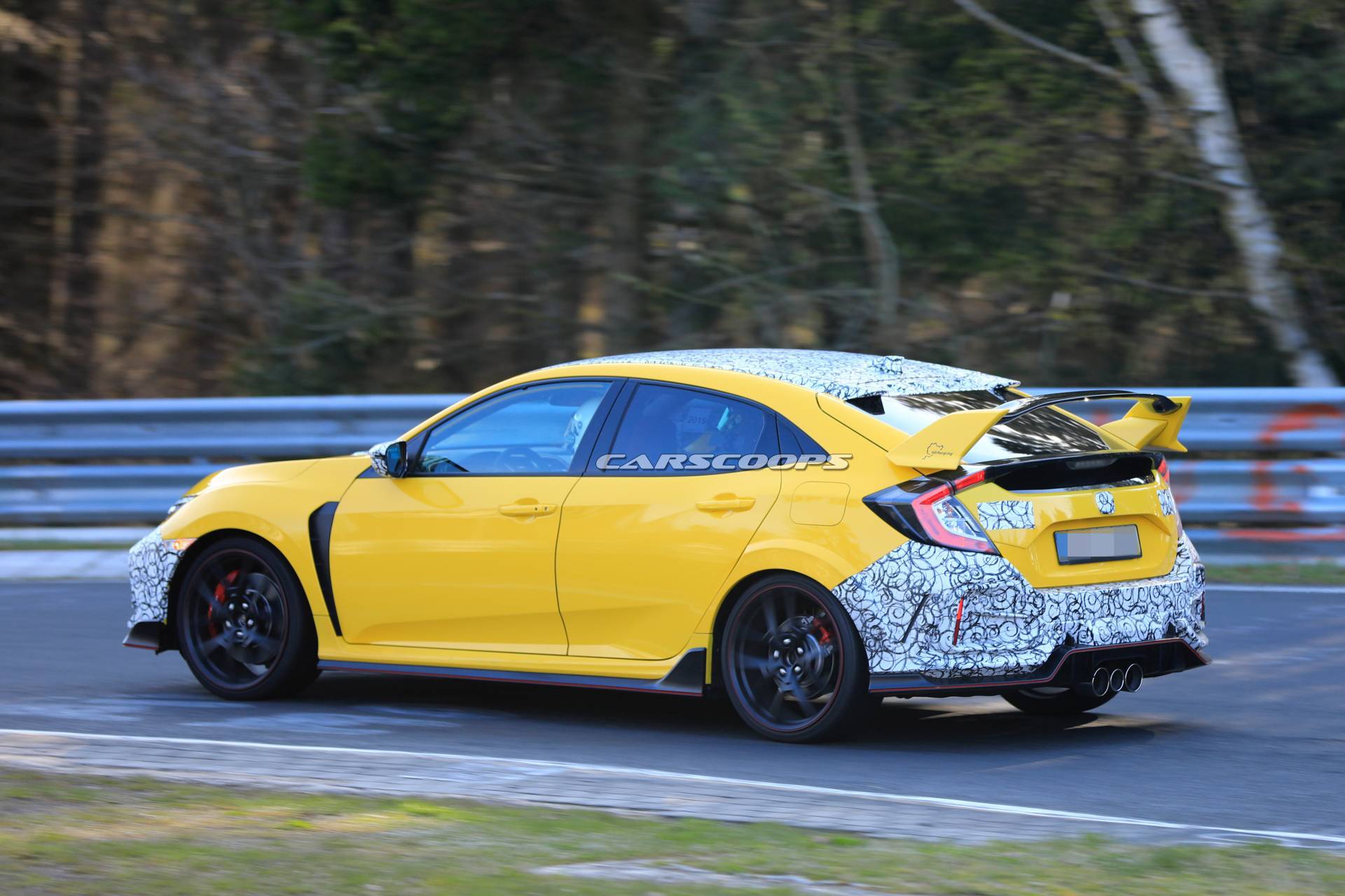 2019 Honda Civic Type R facelift spy shots 6 Honda Civic Type R Prototype Could Be Facelifted Model, Lightweight Special, Or Both