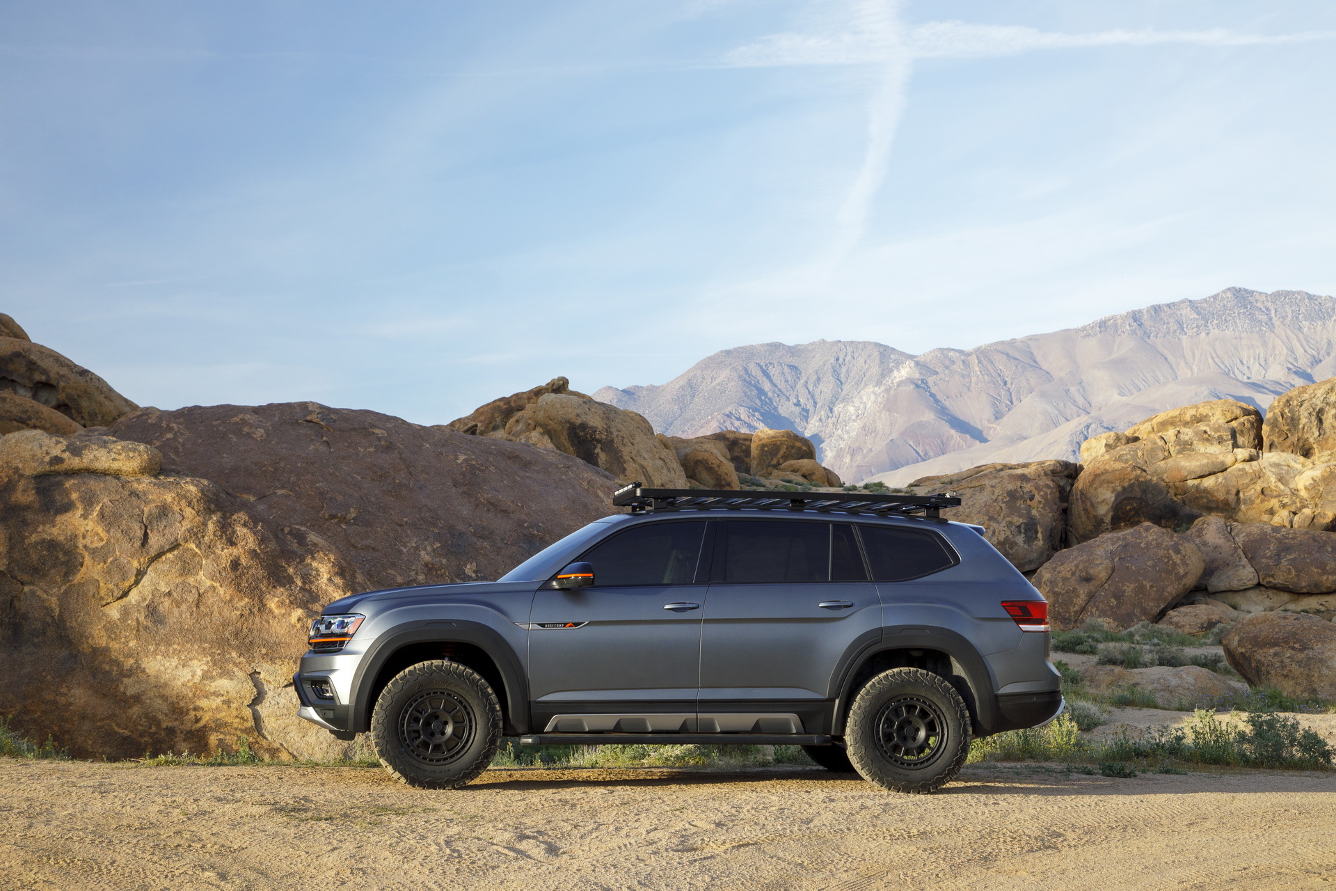 vw atlas basecamp concept ny 2 VW Atlas Basecamp Concept Is All About The Outdoors