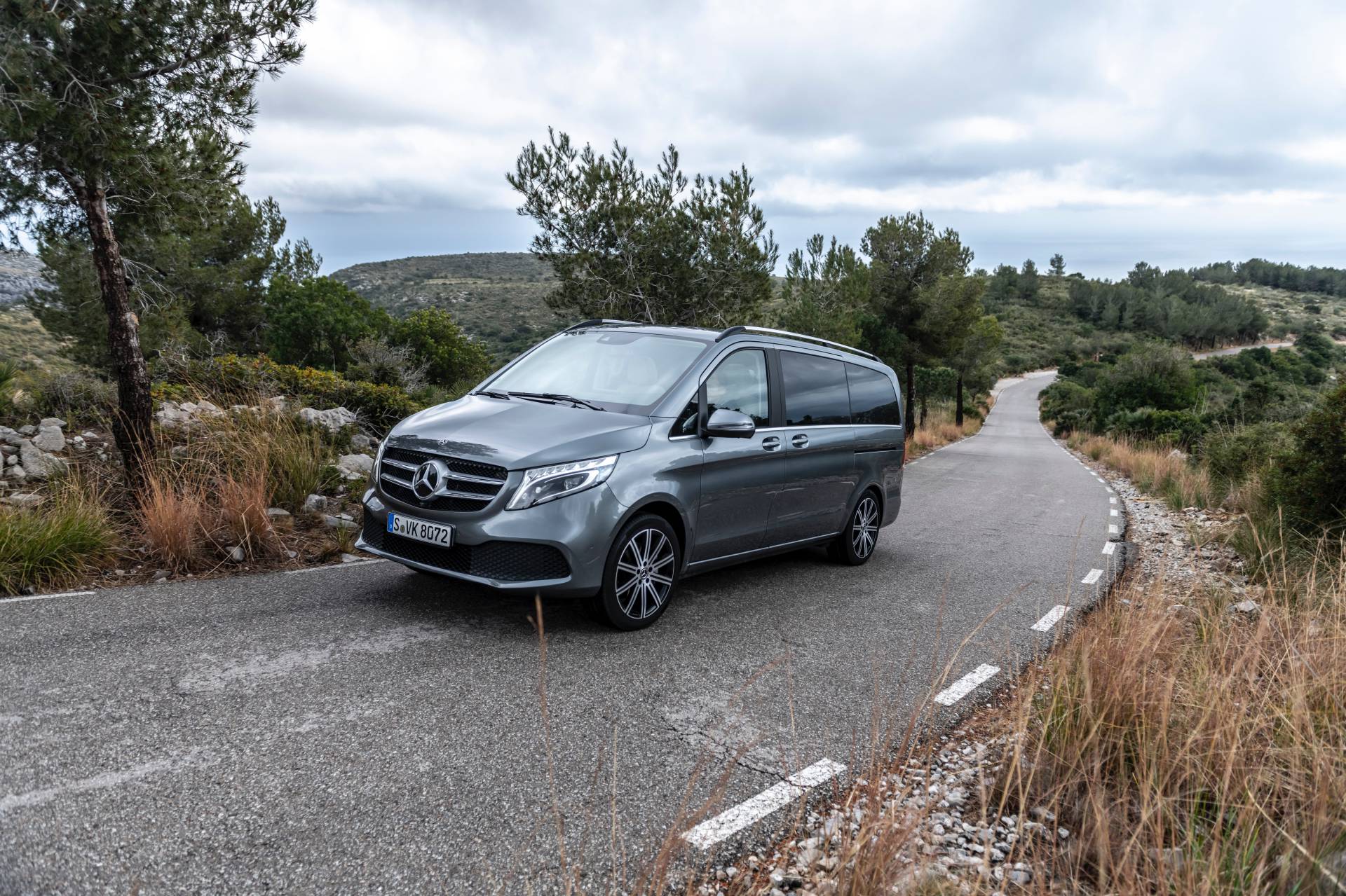 2019 Mercedes-Benz V-Class facelift 34 2019 V-Class: The Mercedes Of Minivans Reveals Updates In Mega Gallery