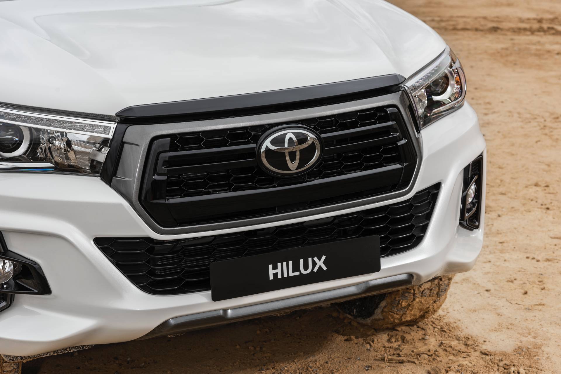 2019 Toyota Hilux Special Edition 23 Toyota Wants To Make The Hilux A “Lifestyle Choice” With 2019 Special Edition