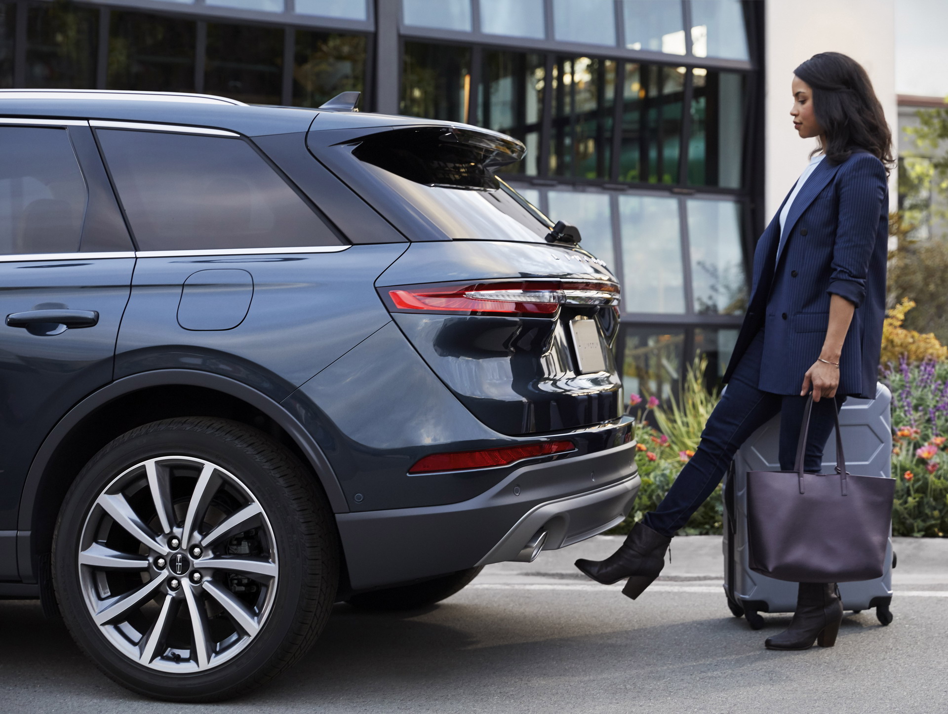 2020 Lincoln Corsair 14 2020 Lincoln Corsair Takes Off With A Cool Name, Elegant Styling And Up To 280HP