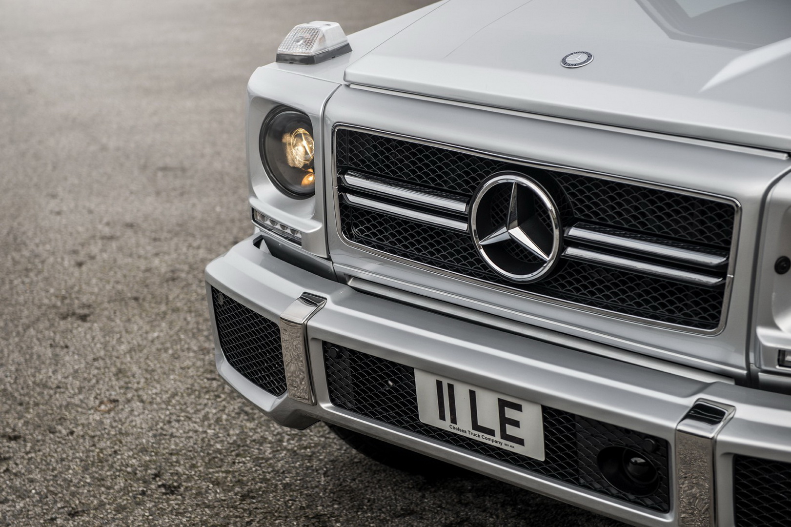 2002 mercedes g-class kahn tuning 8 Kahn’s 2002 Mercedes G-Class Could Be Yours For A Third Of The Price Of The New One