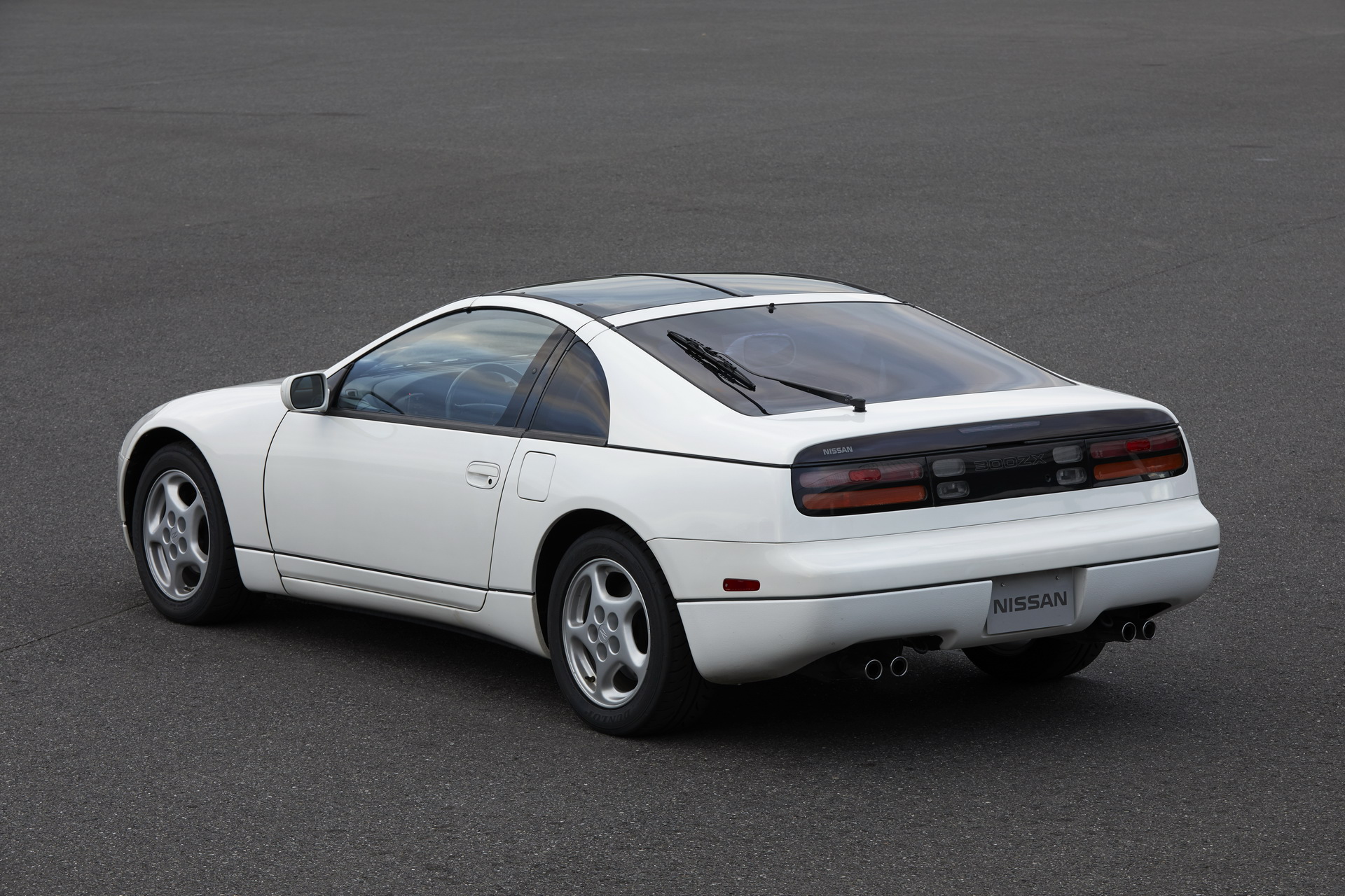 2020 Nissan 370Z 50th Anniversary Edition Gets ’70s-era 240Z Throwback Color Scheme