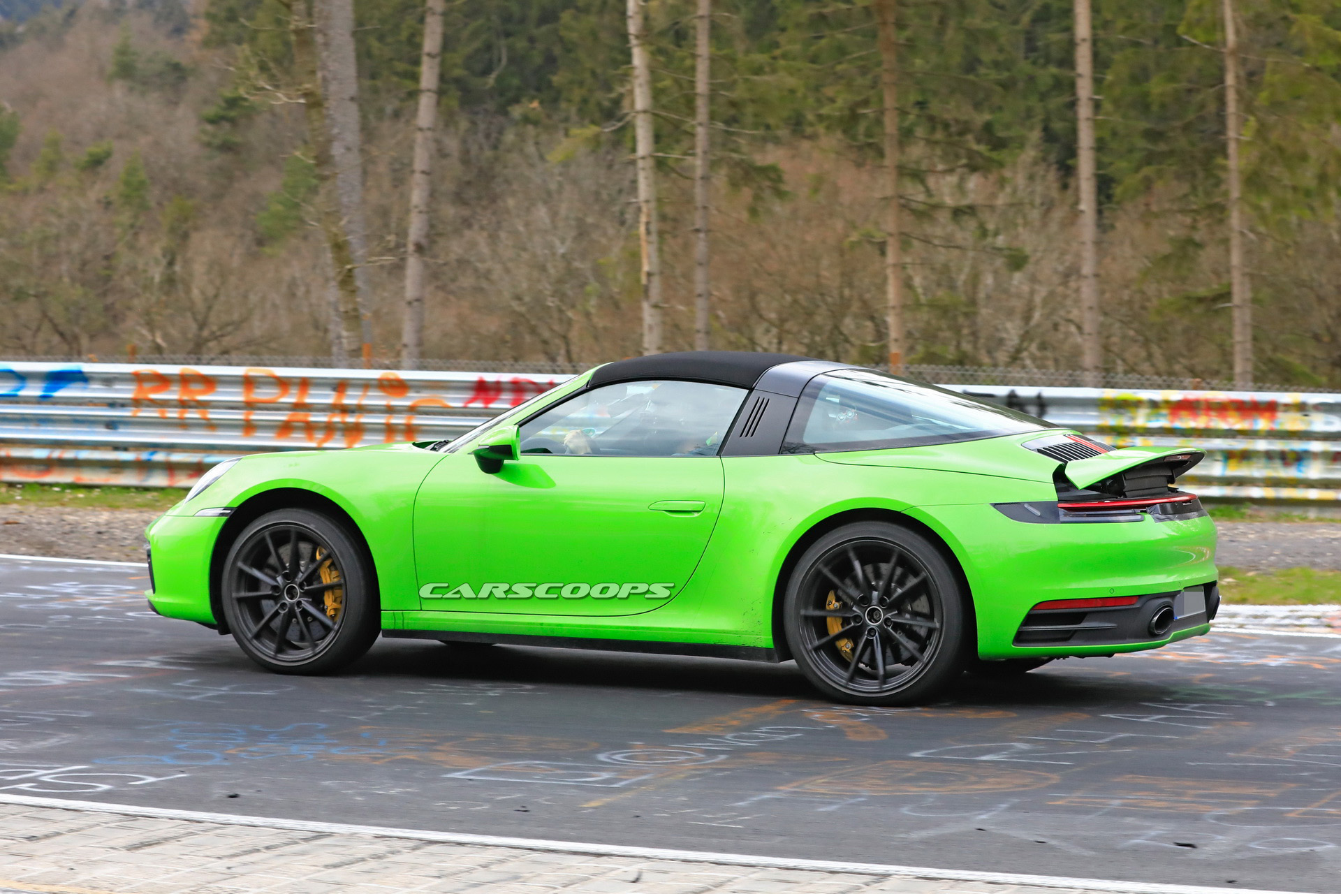 2020 porsche 911 targa spy shots 16 2020 Porsche 911 Targa With Removable Top Photographed Undisguised In Red Too