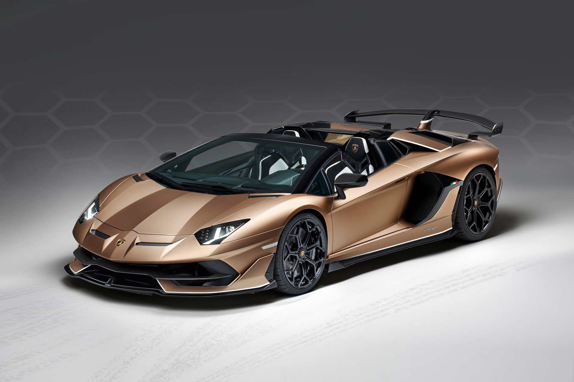 Lamborghini Aventador Successor 2 Lamborghini Aventador Successor Could Feature Three Electric Motors, V12, 1000+ HP