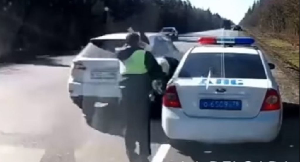 Lexus RX Slams Into Police Officer On The Side Of A Highway