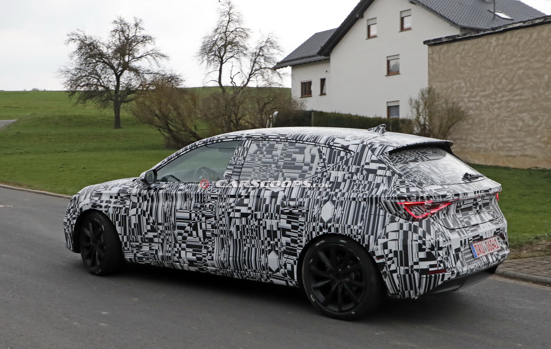 2020 SEAT LEON 018 2020 Seat Leon Gives Us A Look At Its Angrier Face