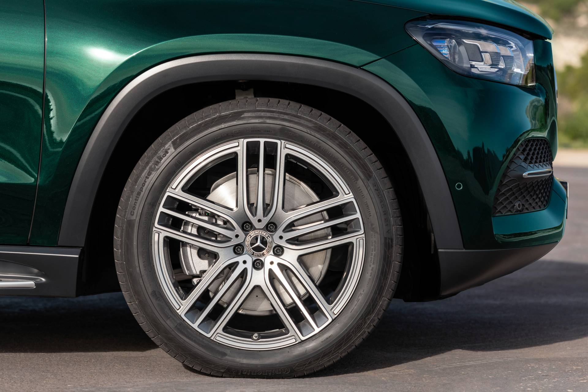 2020 Mercedes-Benz GLS 73 2020 Mercedes-Benz GLS Officially Out As “The S-Class Of SUVs”