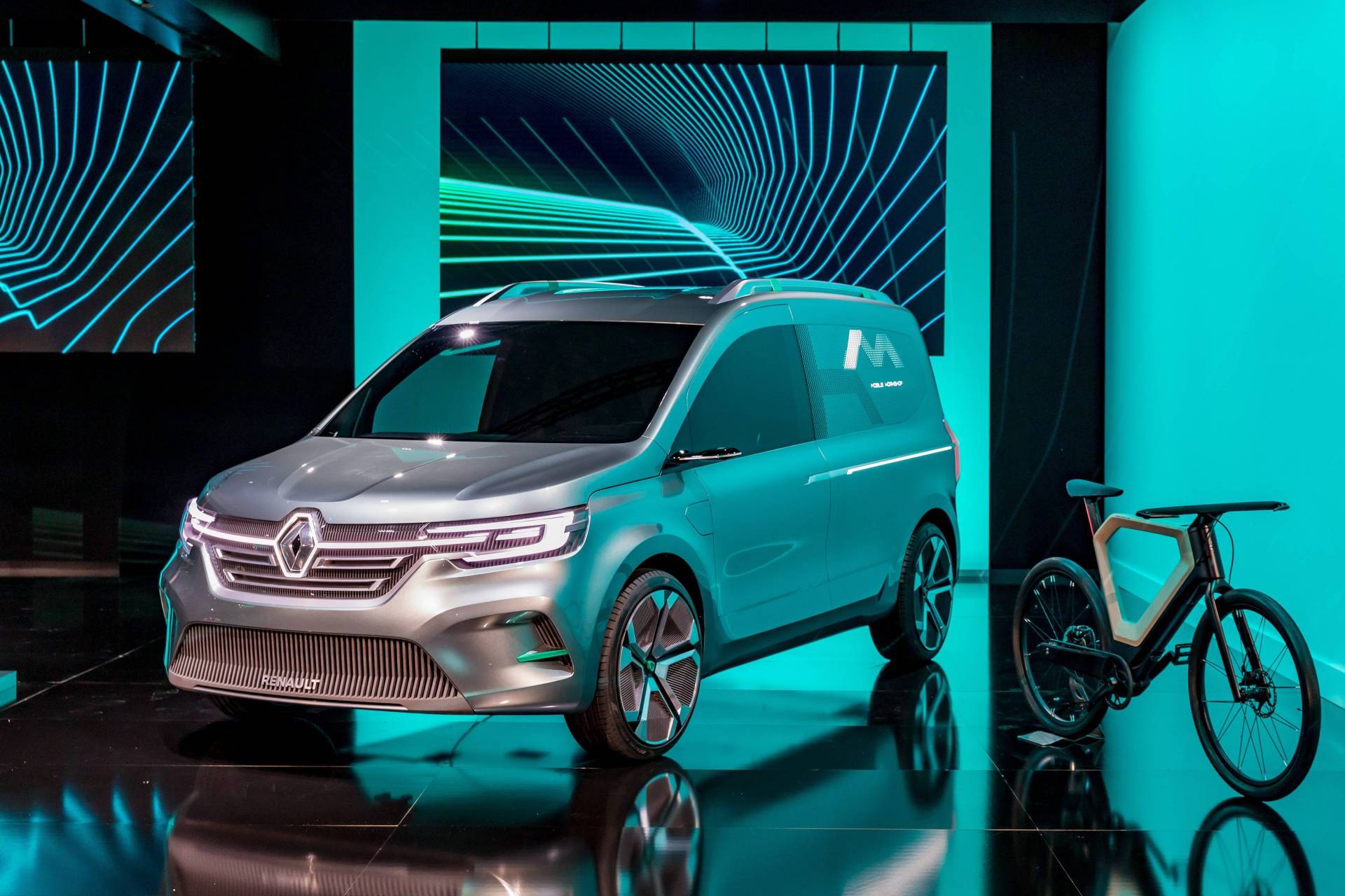 Renault Kangoo ZE Concept 22 Electric Renault Kangoo ZE Concept Previews Next-Generation Compact Van Coming In 2020