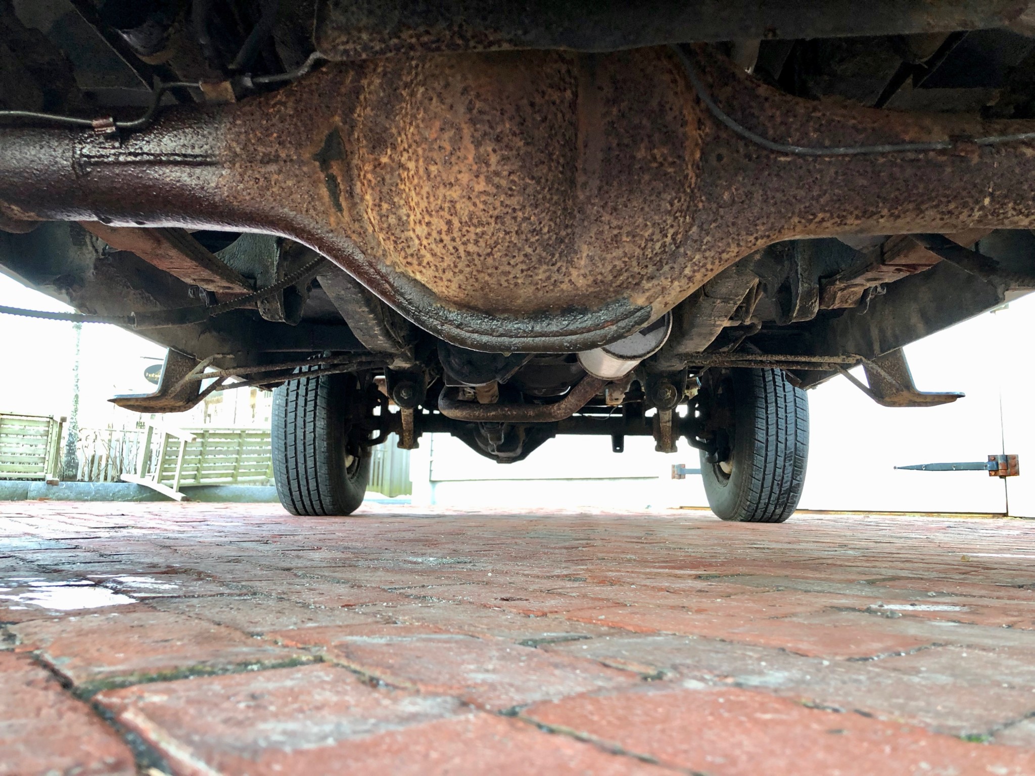 Ford-Bronco-Auction-29 Hurry Up And Snatch This 1977 Ford Bronco For A Little Over $11K