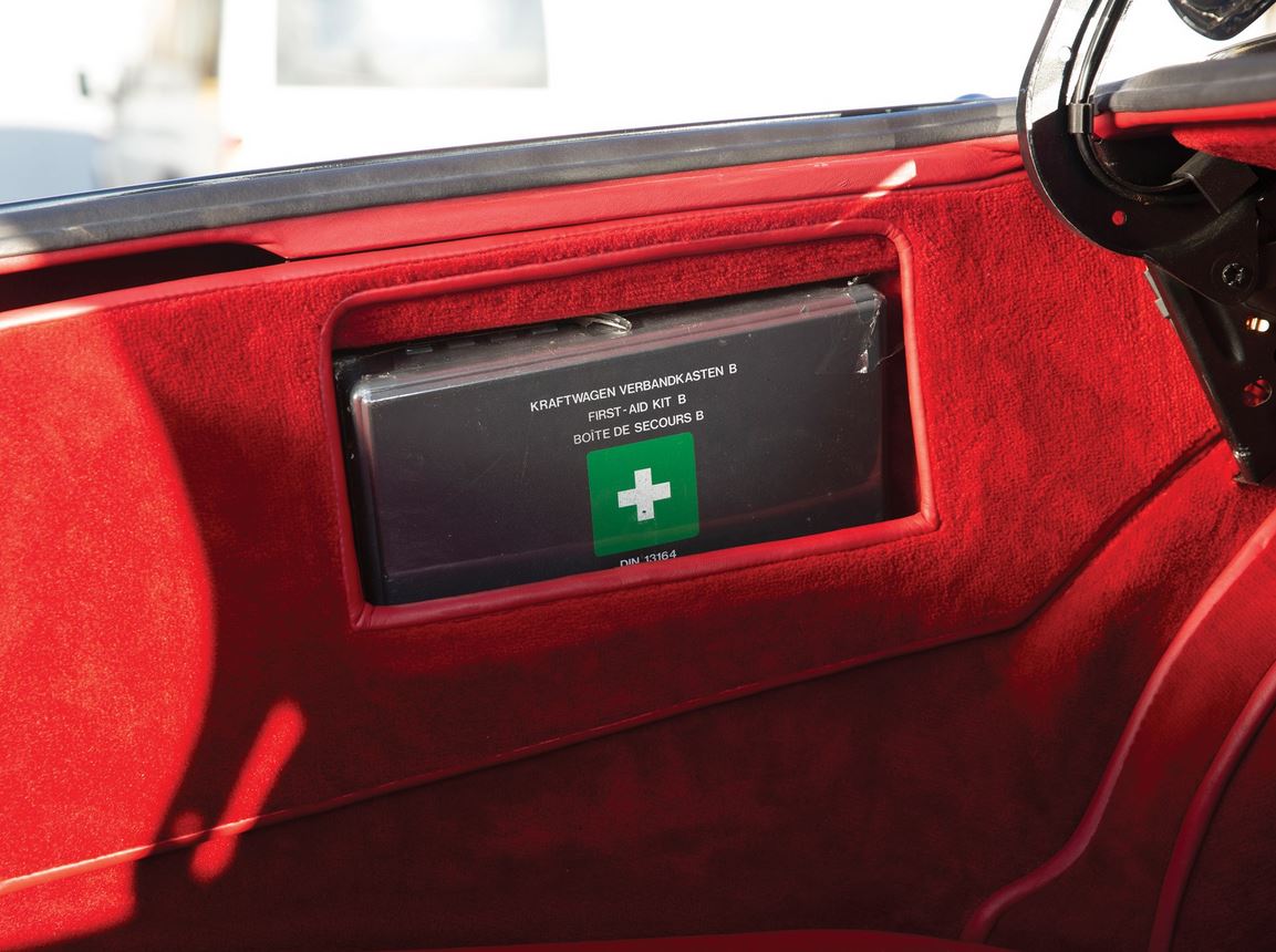 1987 bmw alpina b7 turbo coupe auction 23 Super-Rare 1987 BMW Alpina B7 Turbo Coupe Is Begging To Empty Your Bank Account