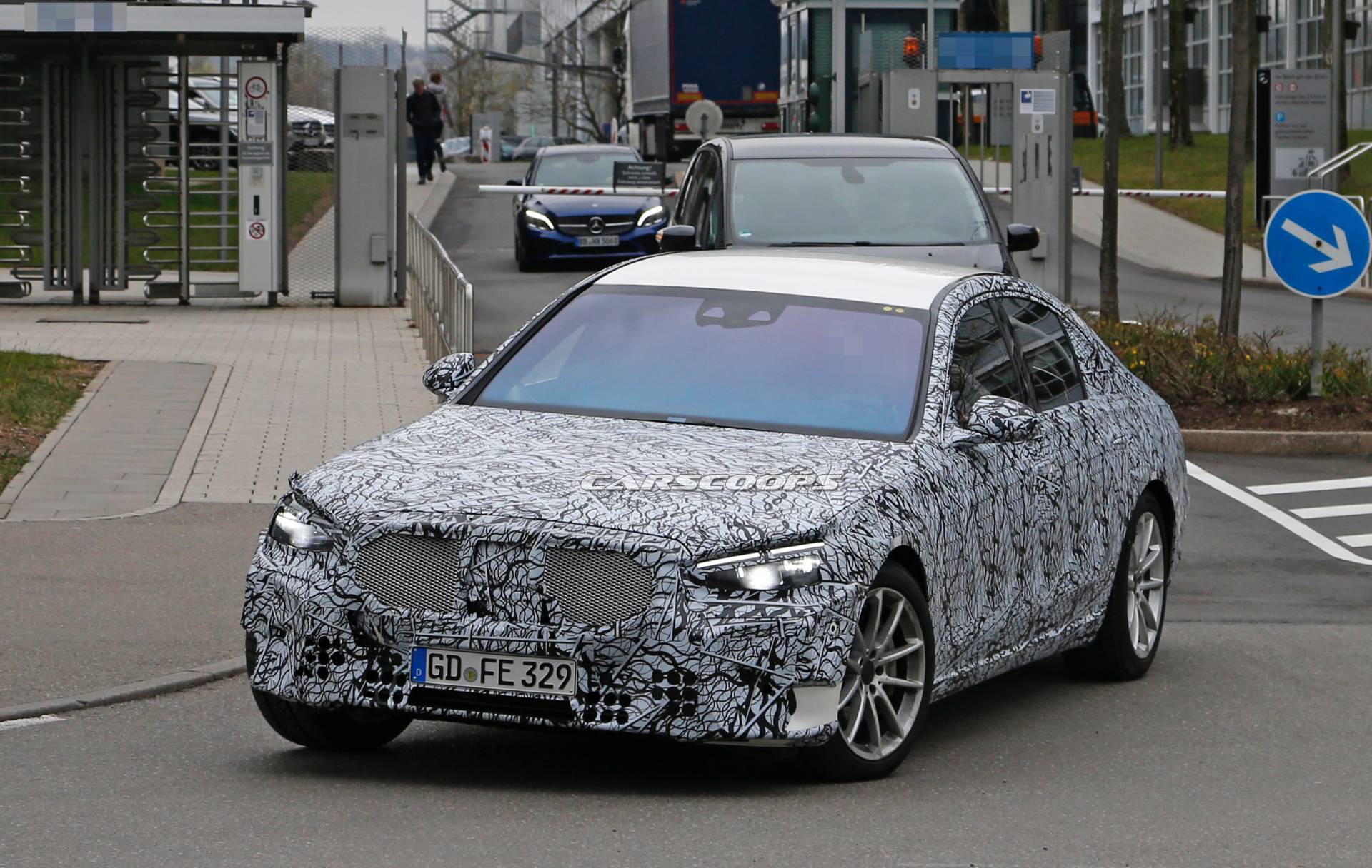 2020 Mercedes-Benz S-Class spy shots 4 2020 Mercedes S-Class Spied Again, Offers First Look At New Grille