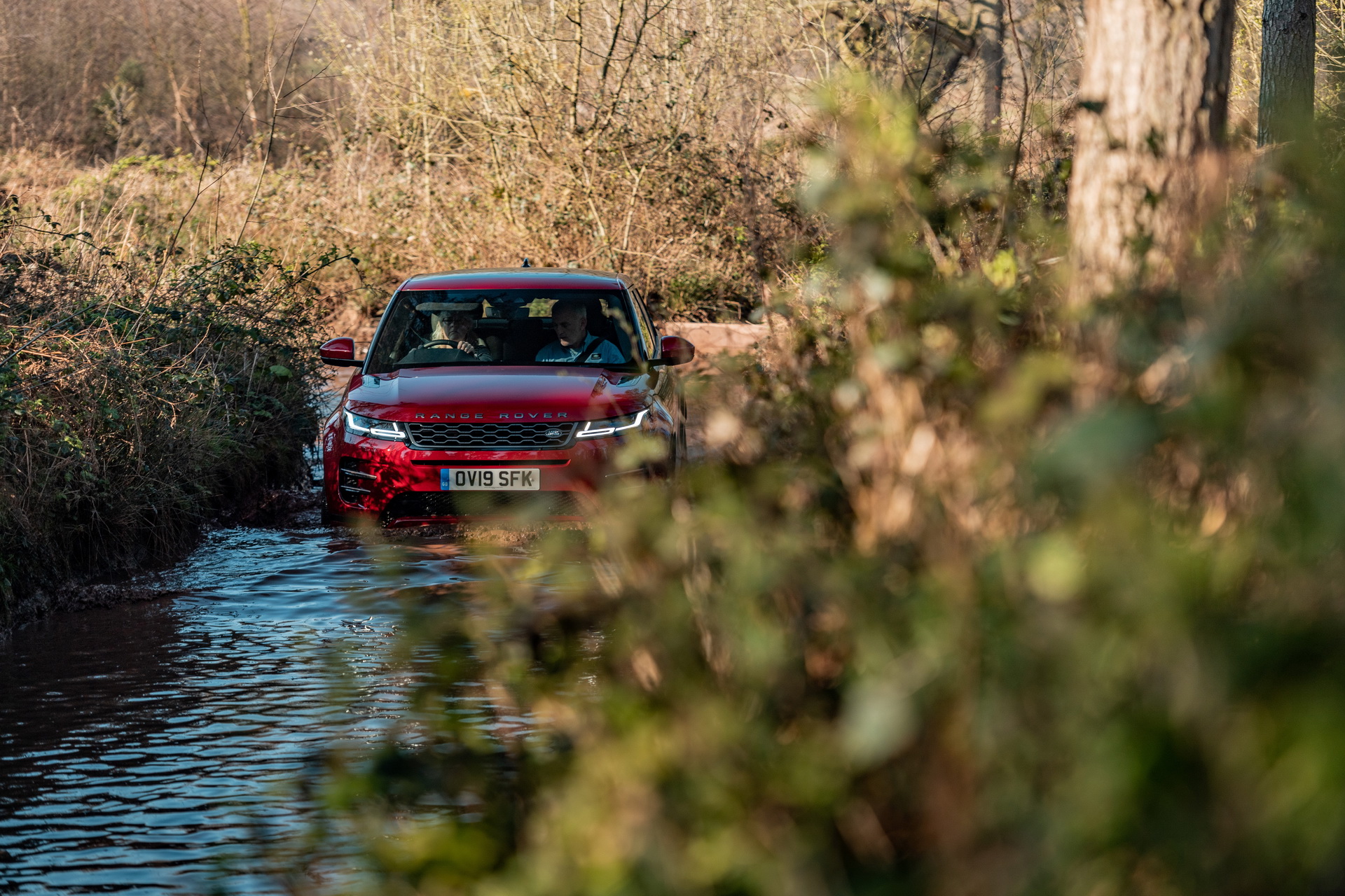 Range-Rover-Evoque-28 Range Rover Evoque Is The First Premium Compact SUV To Pass 2020 RDE2 Emission Rules