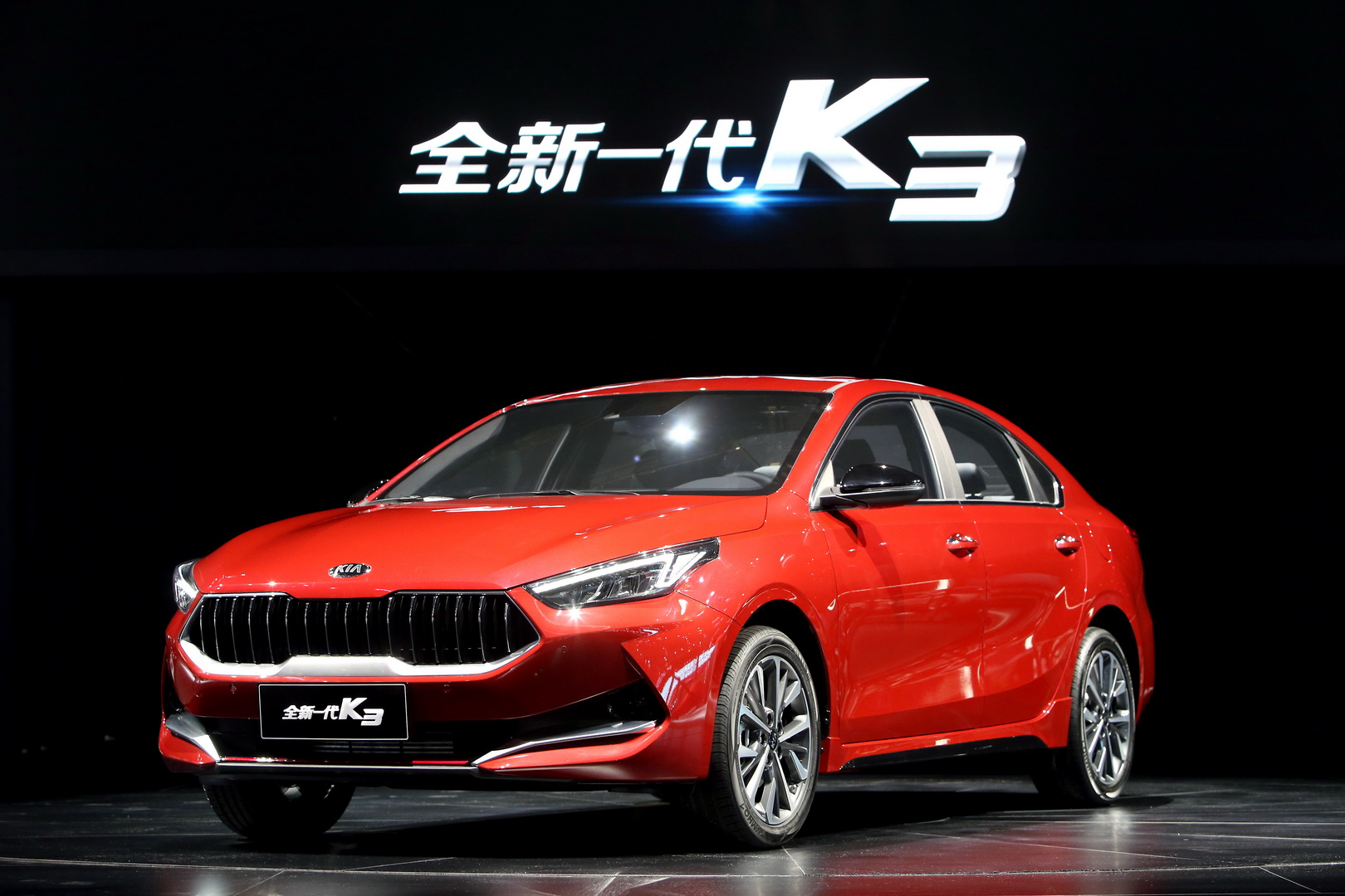 2020 kia k3 phev china 1 China’s 2020 Kia K3, K3 PHEV Unveiled, Will Go On Sale In Q2