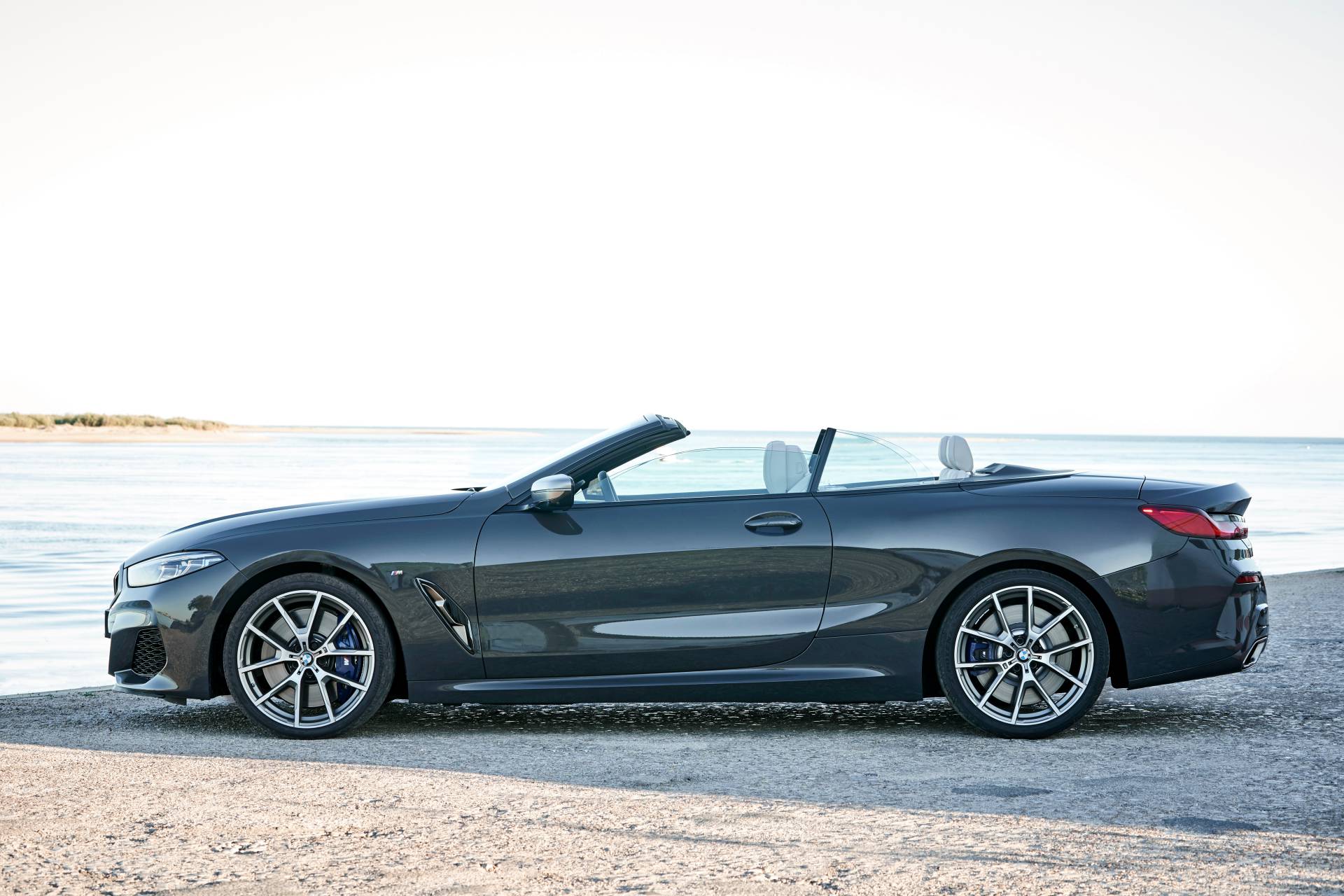 2019 BMW 8 Series Convertible 26 Get To Know The 2019 BMW 8 Series Convertible In 98 New Photos