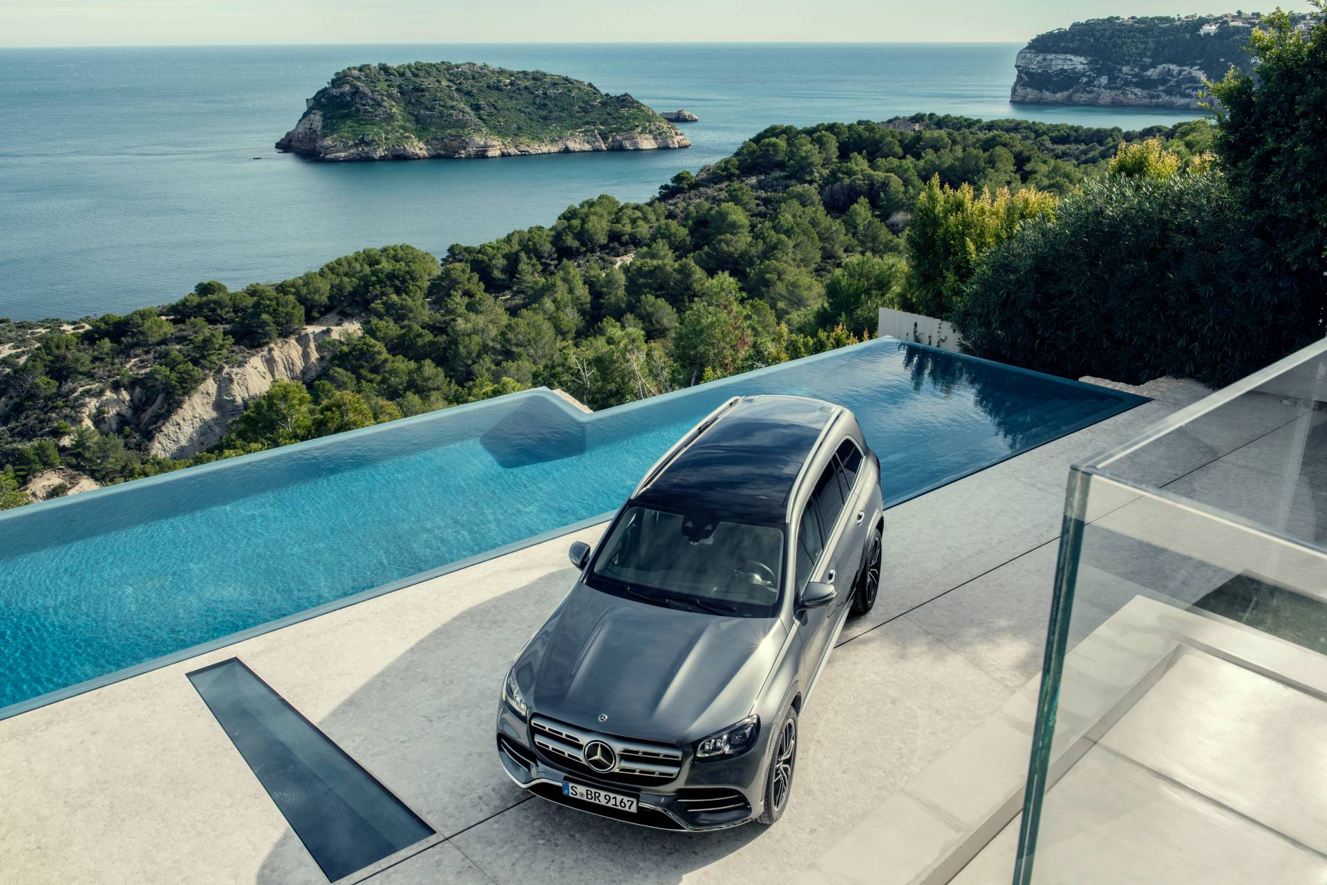 2020 Mercedes-Benz GLS 27 2020 Mercedes-Benz GLS Officially Out As “The S-Class Of SUVs”