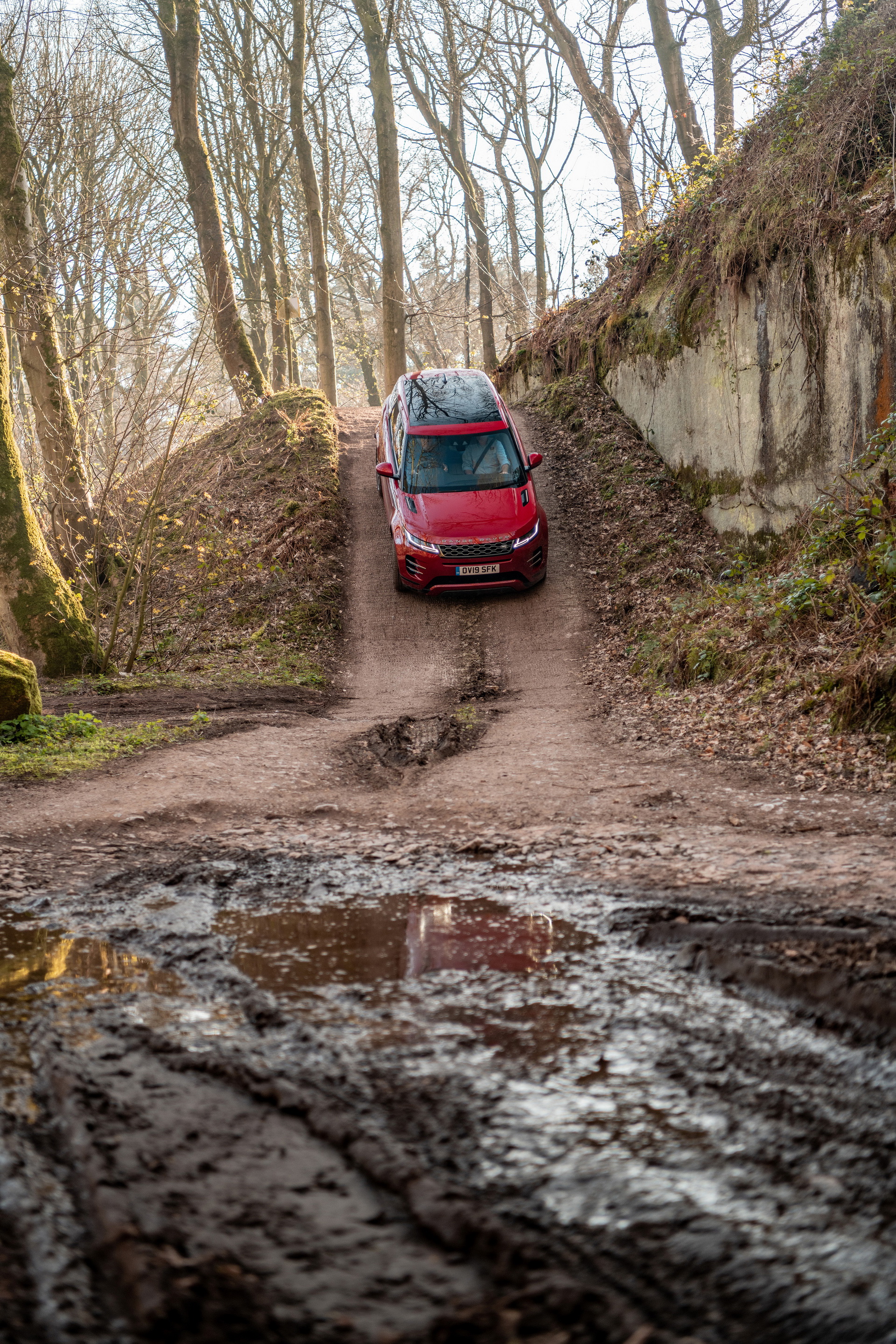 Range-Rover-Evoque-07 Range Rover Evoque Is The First Premium Compact SUV To Pass 2020 RDE2 Emission Rules