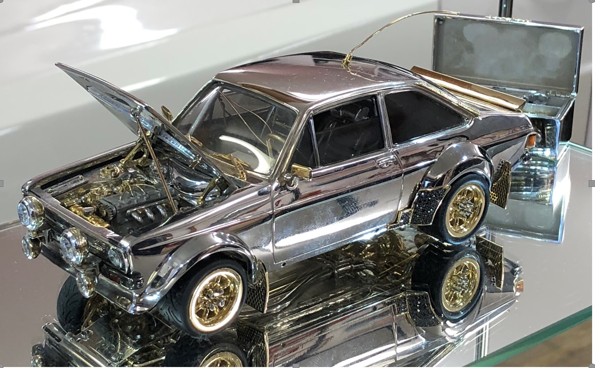 Tiny Classic Ford Escort Made of Gold, Diamonds and Silver Expec Dream All You Want, You Just Can’t Afford This Ford Escort RS Scale Model