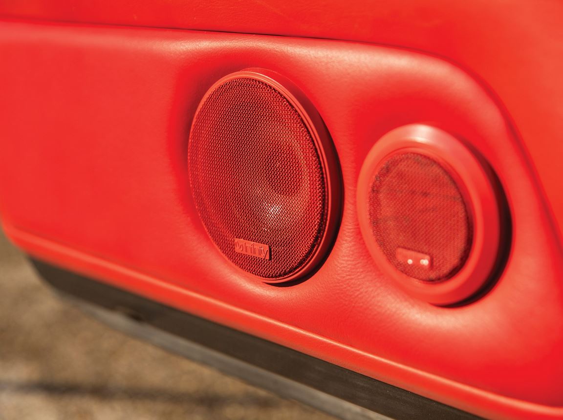 1987 bmw alpina b7 turbo coupe auction 20 Super-Rare 1987 BMW Alpina B7 Turbo Coupe Is Begging To Empty Your Bank Account