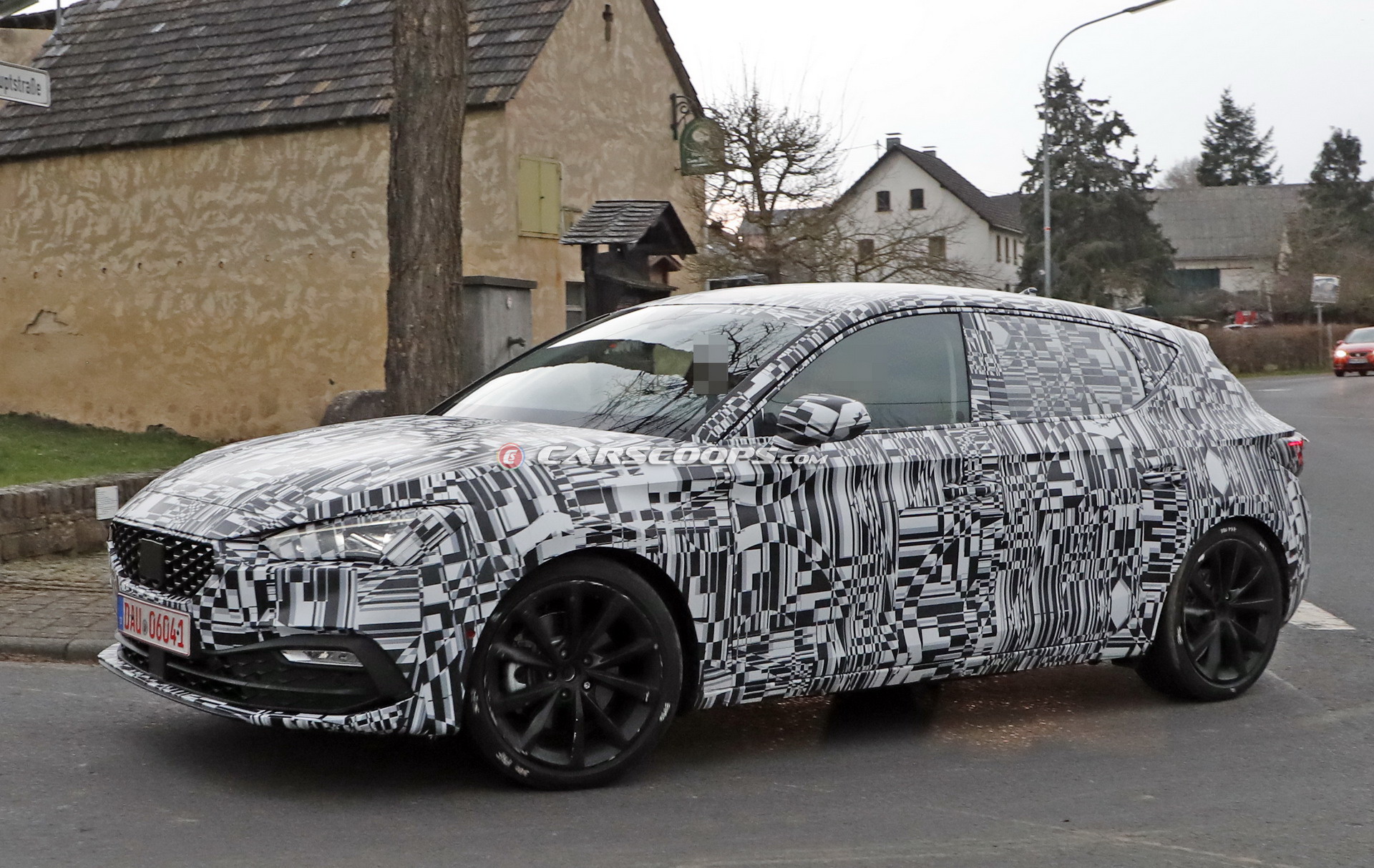 2020 SEAT LEON 015 2020 Seat Leon Gives Us A Look At Its Angrier Face