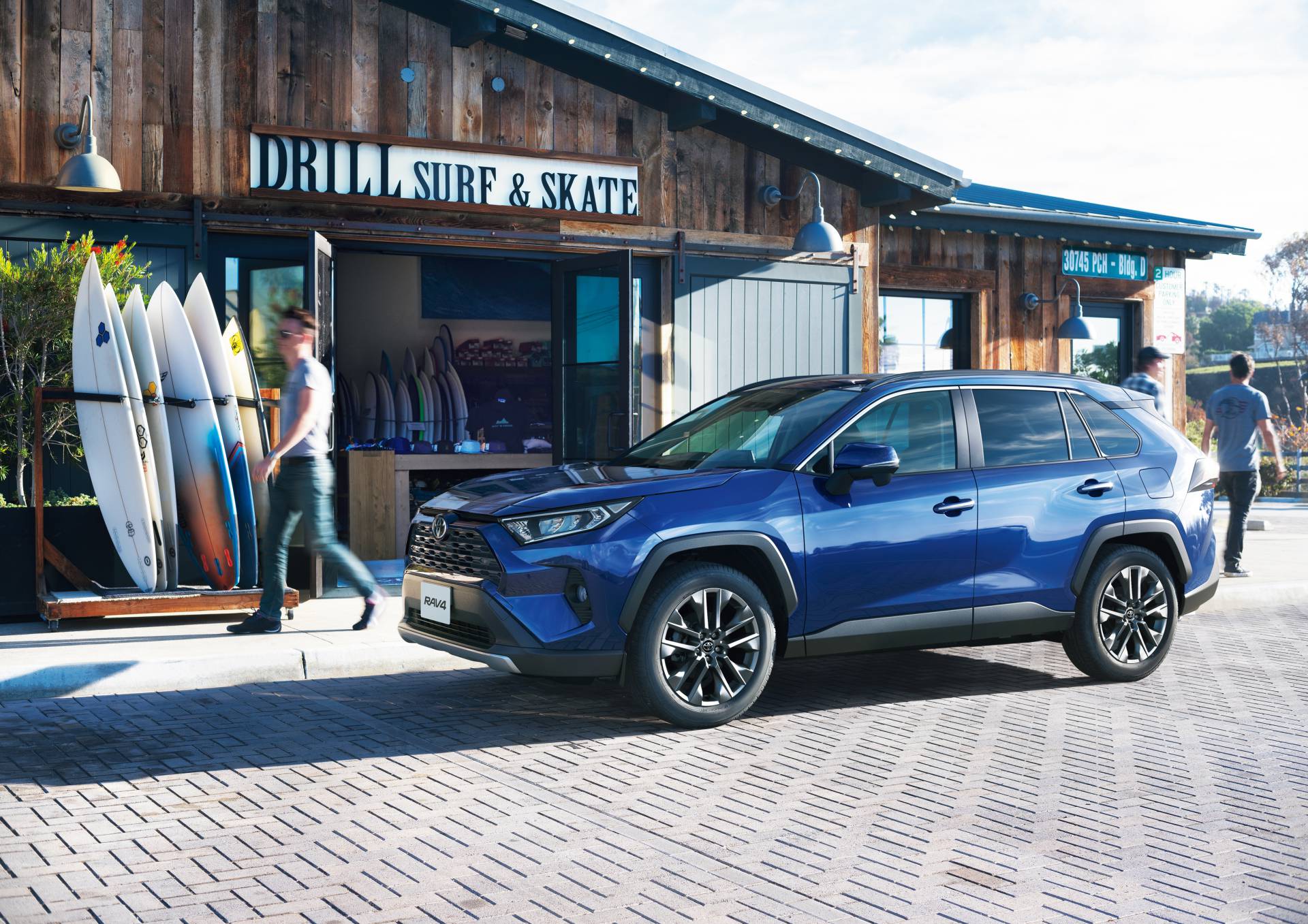 2019 Toyota RAV4 Japanese-spec 5 Japan’s 2019 Toyota RAV4 Debuts With 2.0L Gasoline Four, 2.5L Hybrid