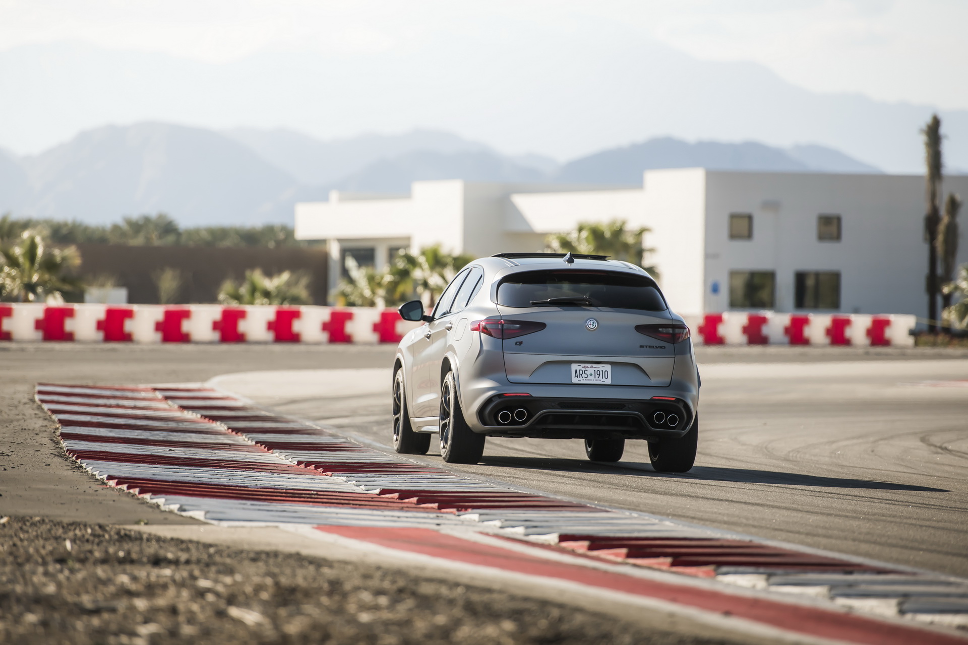 Alfa-Romeo-Giulia-Stelvio-NRing-NY-27 North America’s Getting 110 Alfa Romeo Giulia & Stelvio Quadrifoglio NRing Editions