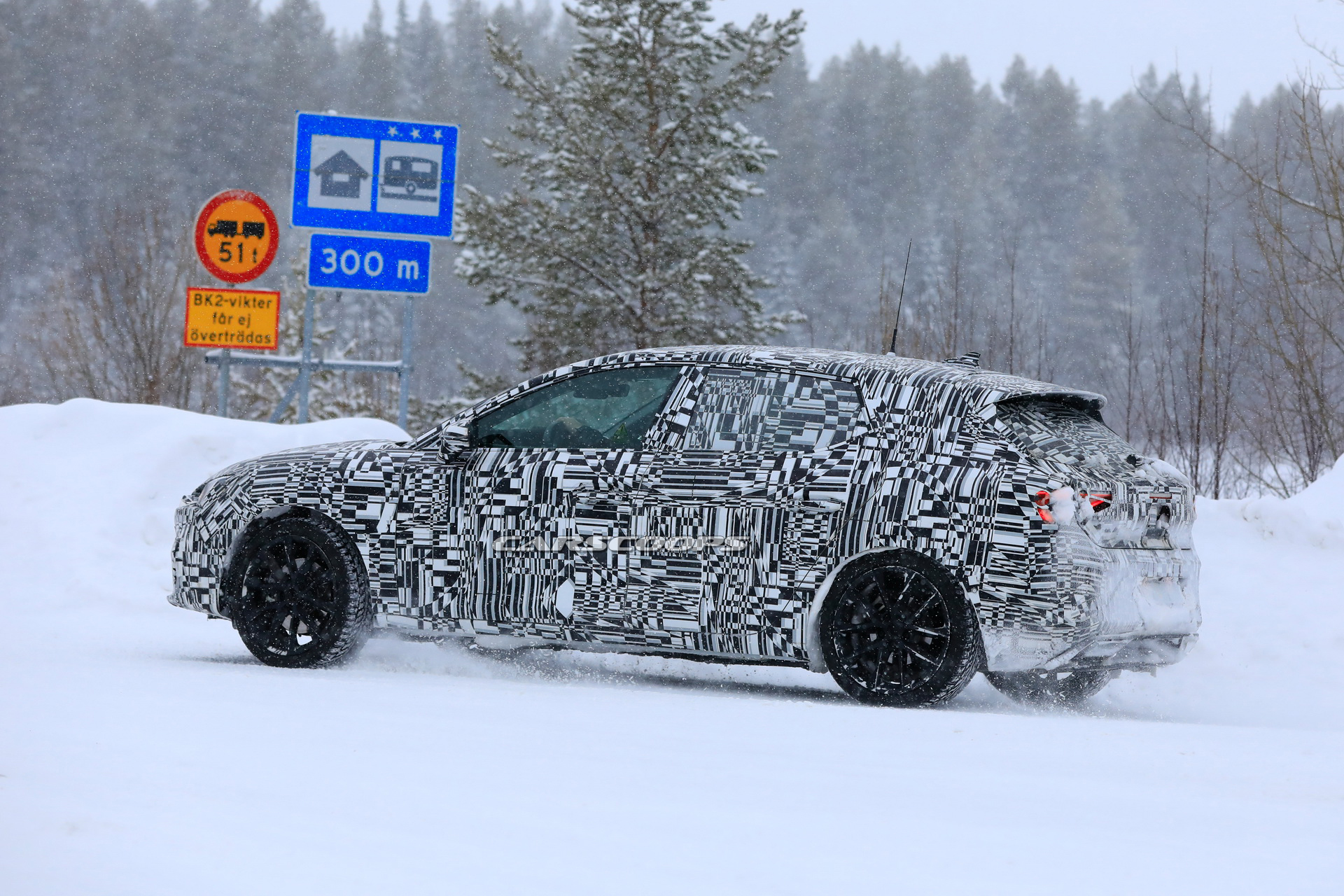 2020-Seat-Leon-Scoop-27 2020 Seat Leon: Everything We Know So Far On VW Golf’s Sportier Cousin