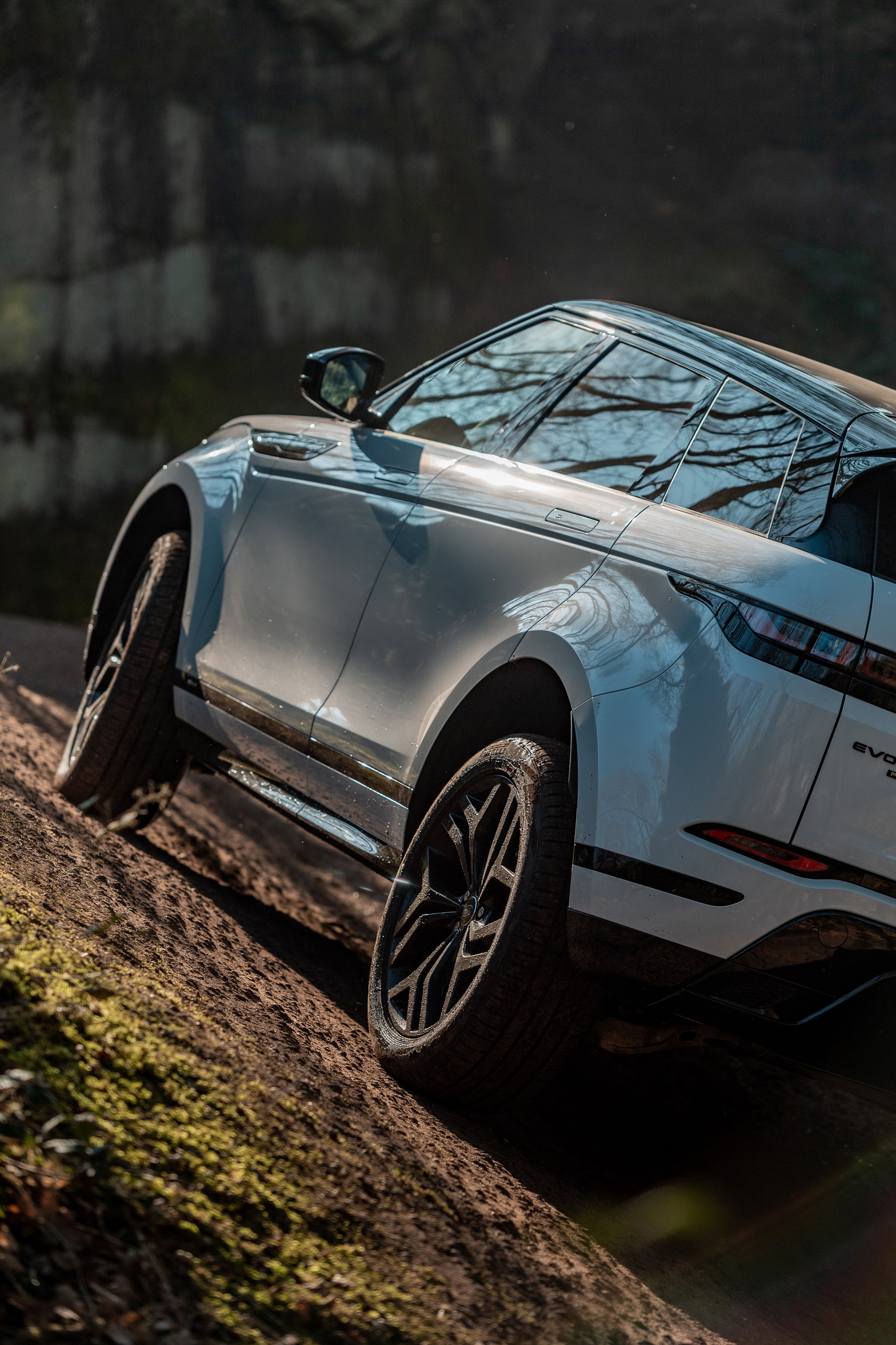 Range-Rover-Evoque-31 Range Rover Evoque Is The First Premium Compact SUV To Pass 2020 RDE2 Emission Rules