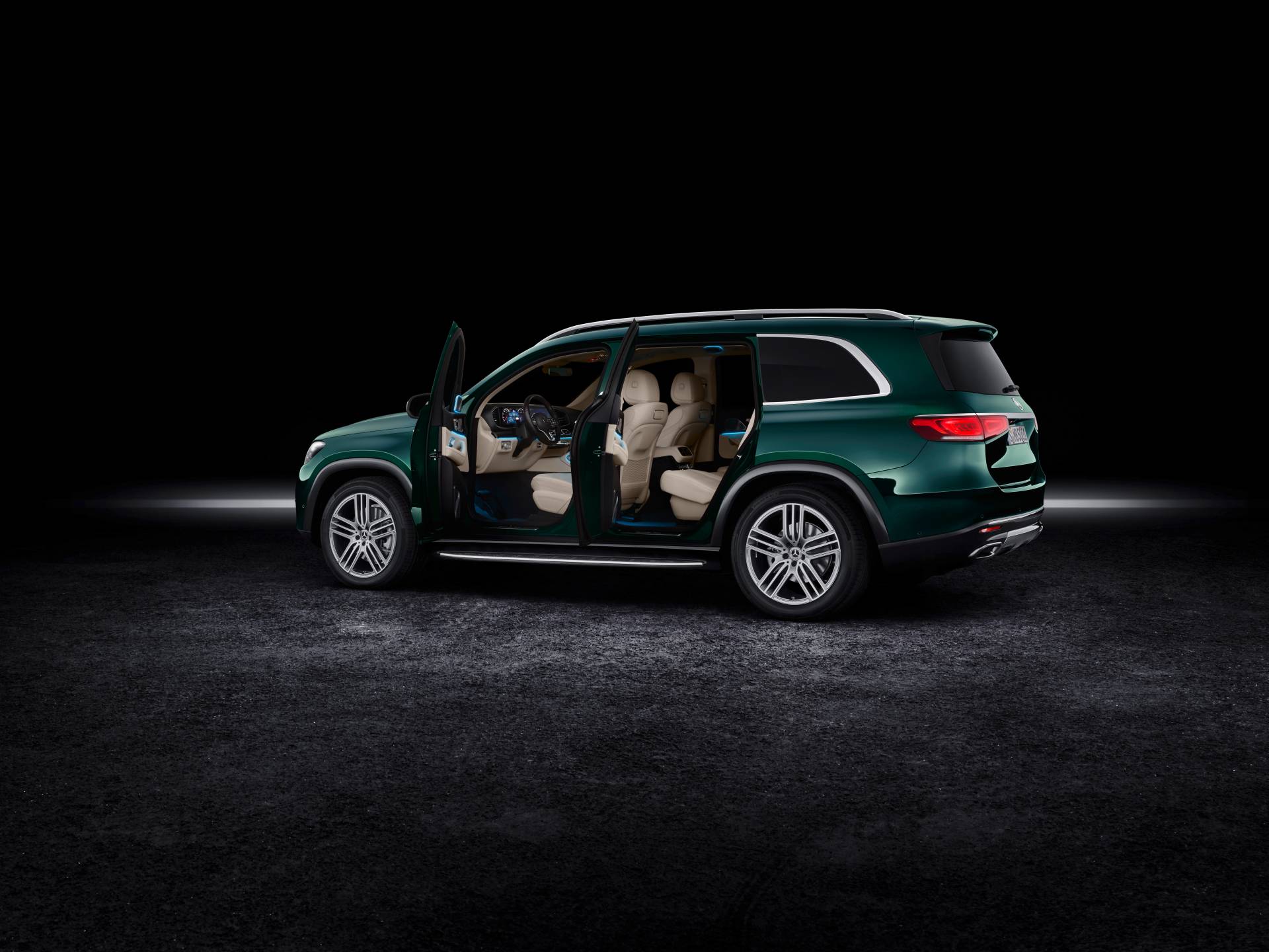 2020 Mercedes-Benz GLS 85 2020 Mercedes-Benz GLS Officially Out As “The S-Class Of SUVs”