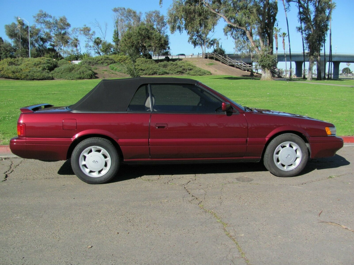 1992 infiniti m30 convertible 2 Relive The ‘90s In This Barely-Driven Infiniti M30 Convertible