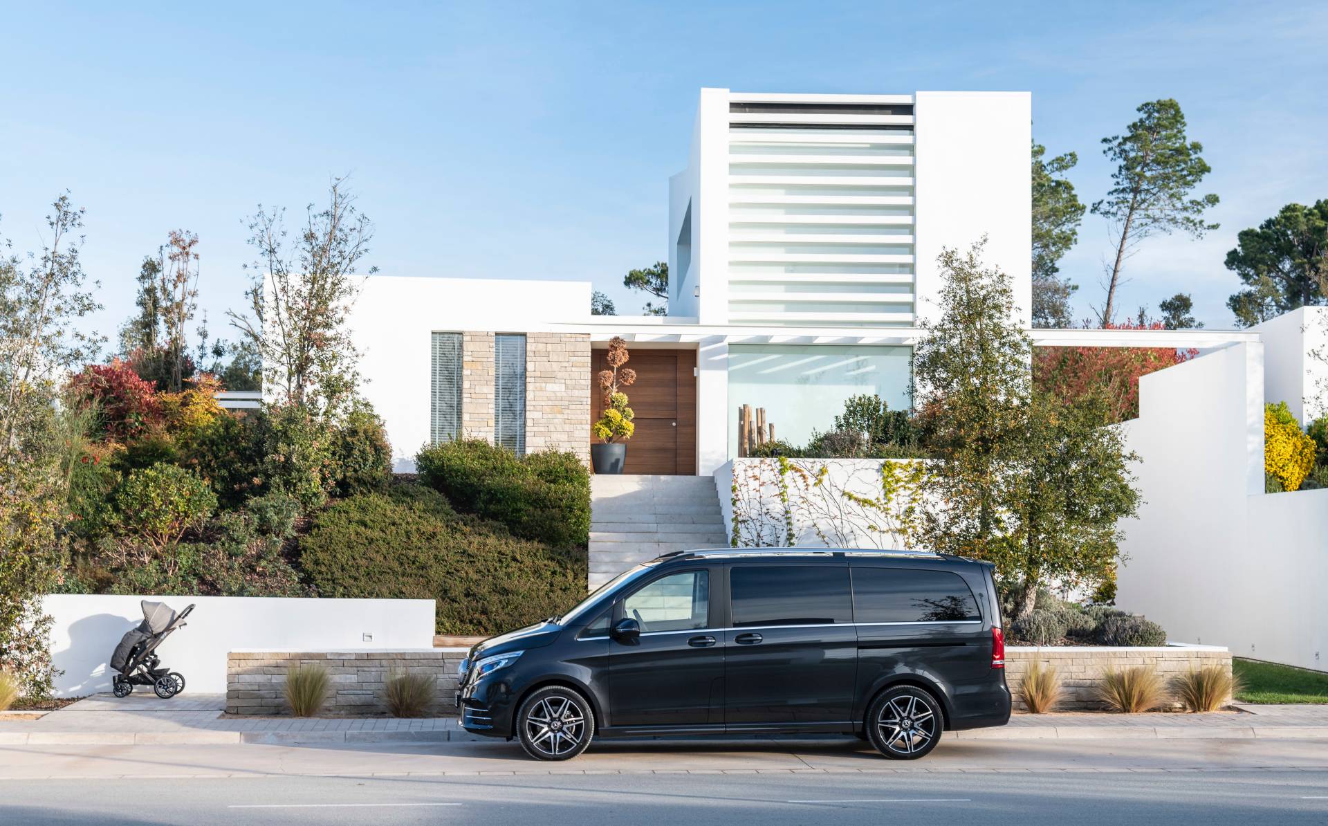 2019 Mercedes-Benz V-Class facelift 64 2019 V-Class: The Mercedes Of Minivans Reveals Updates In Mega Gallery