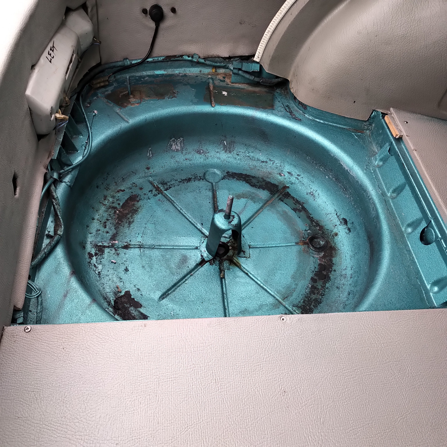 bmw 30cs turkis bat 39 Award-Winning 1973 BMW 3.0CS Is Pure Eye Candy, But Watch Out For Your Wallet