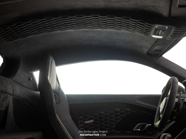 Neidfaktor-Audi-R8-V10-2 This Audi R8 V10 Has A Comprehensive Interior Makeover